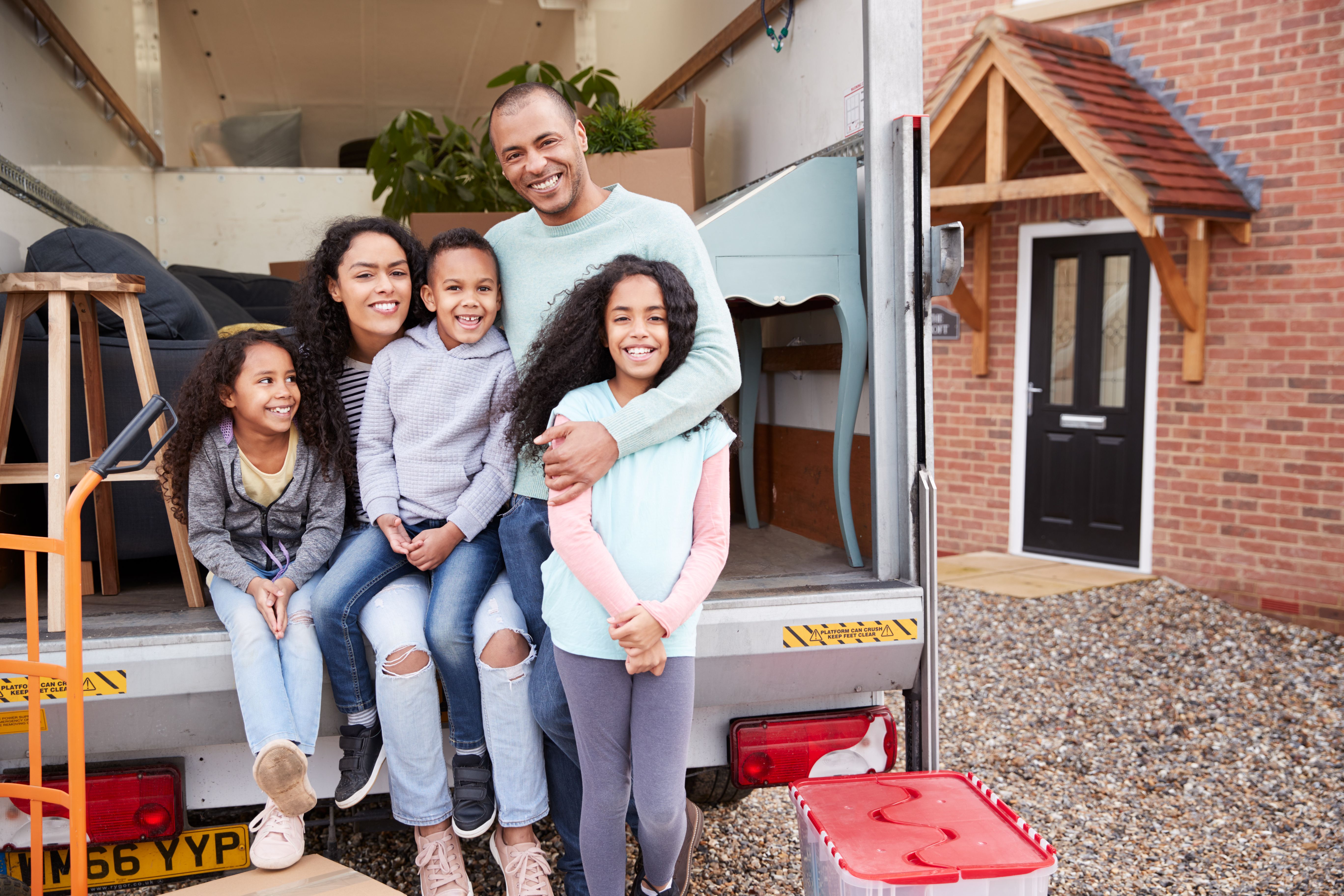 family moving truck