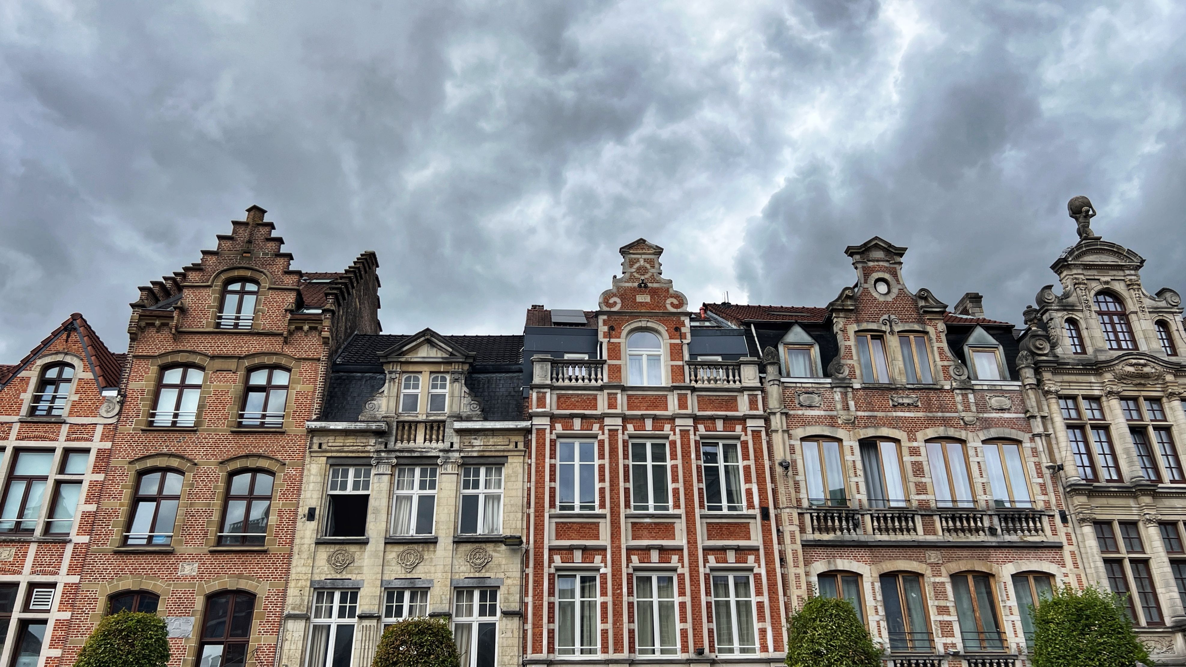 belgian home windows