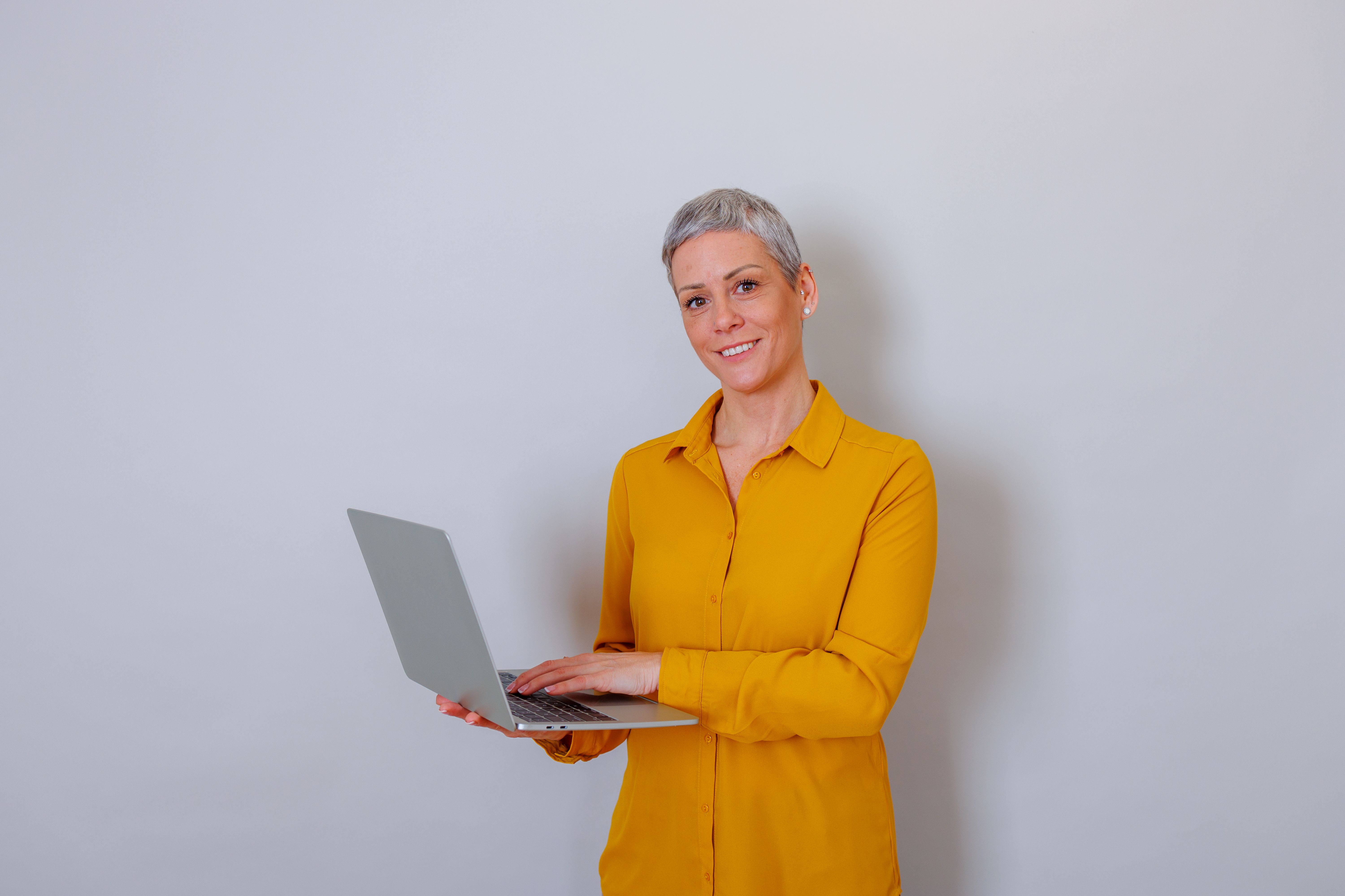 freelance consultant laptop