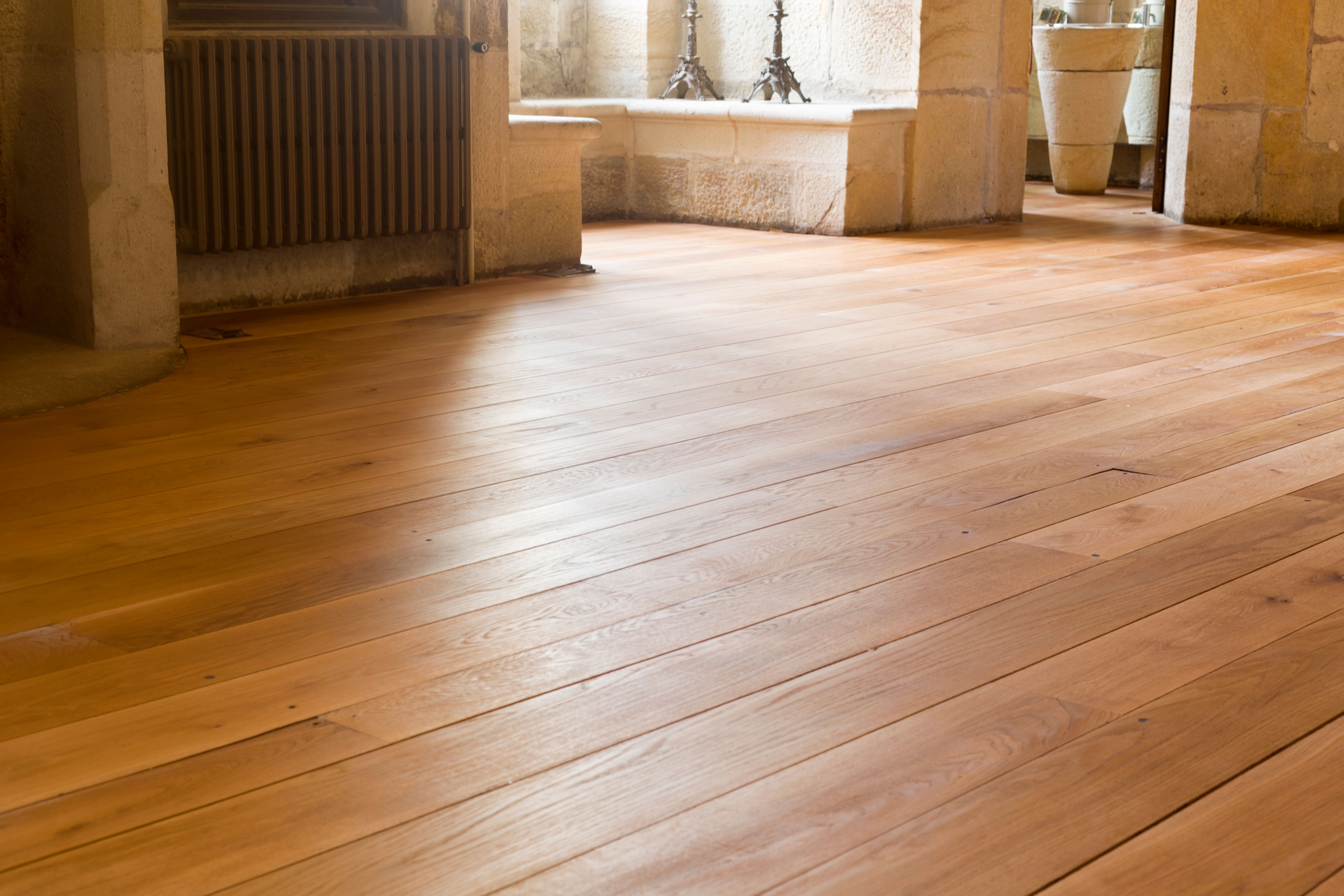 wide plank flooring
