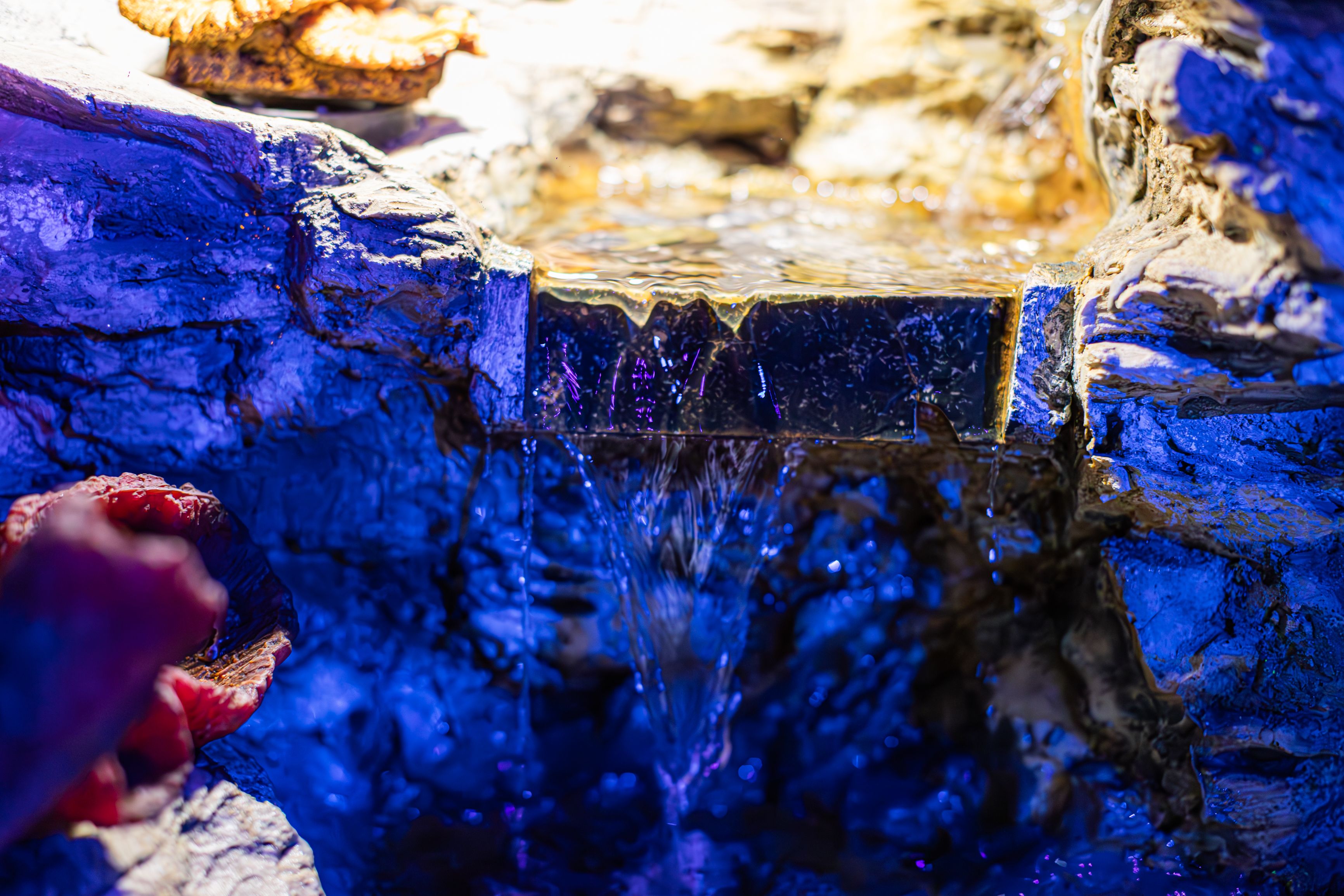water feature lighting
