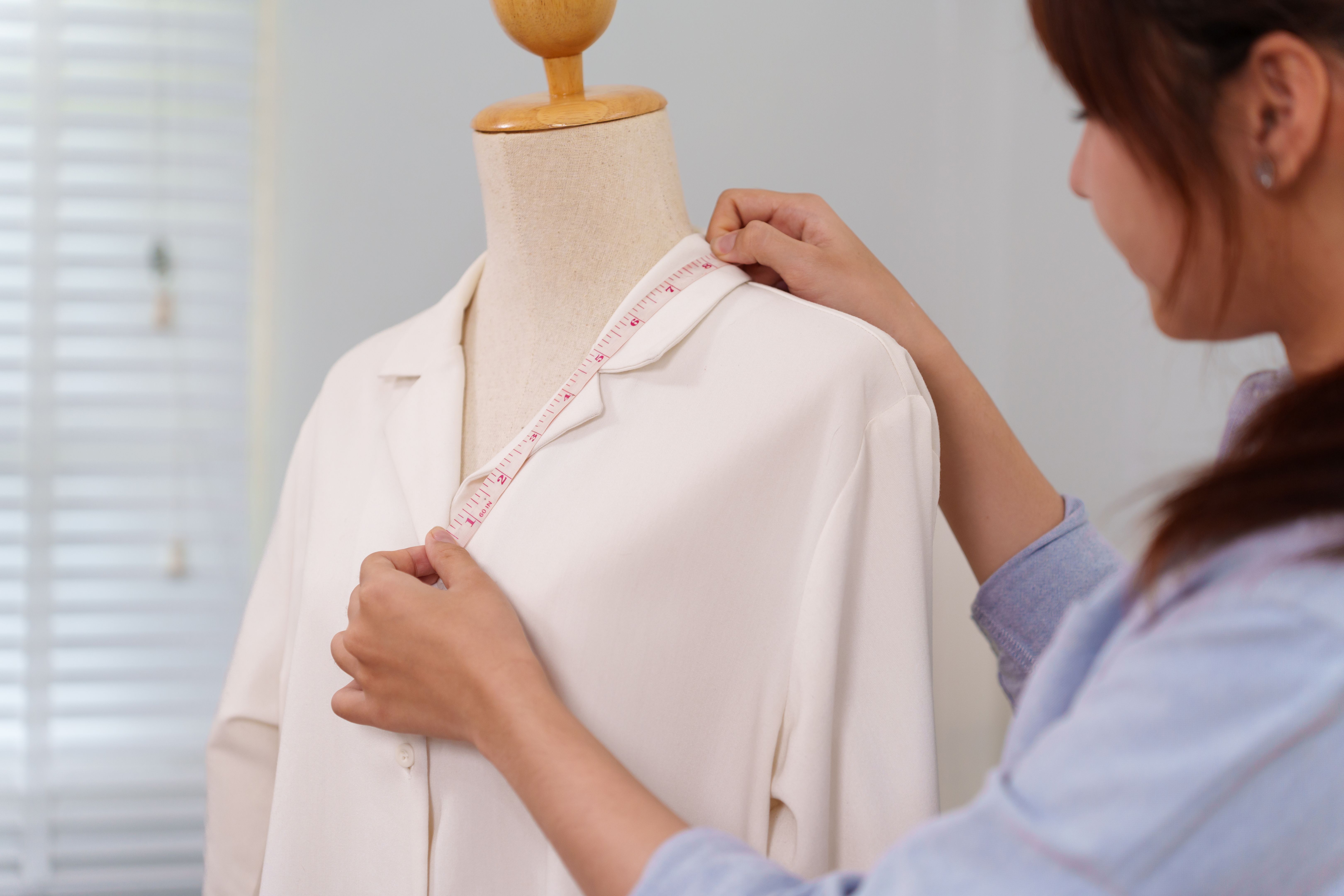 tailor measuring