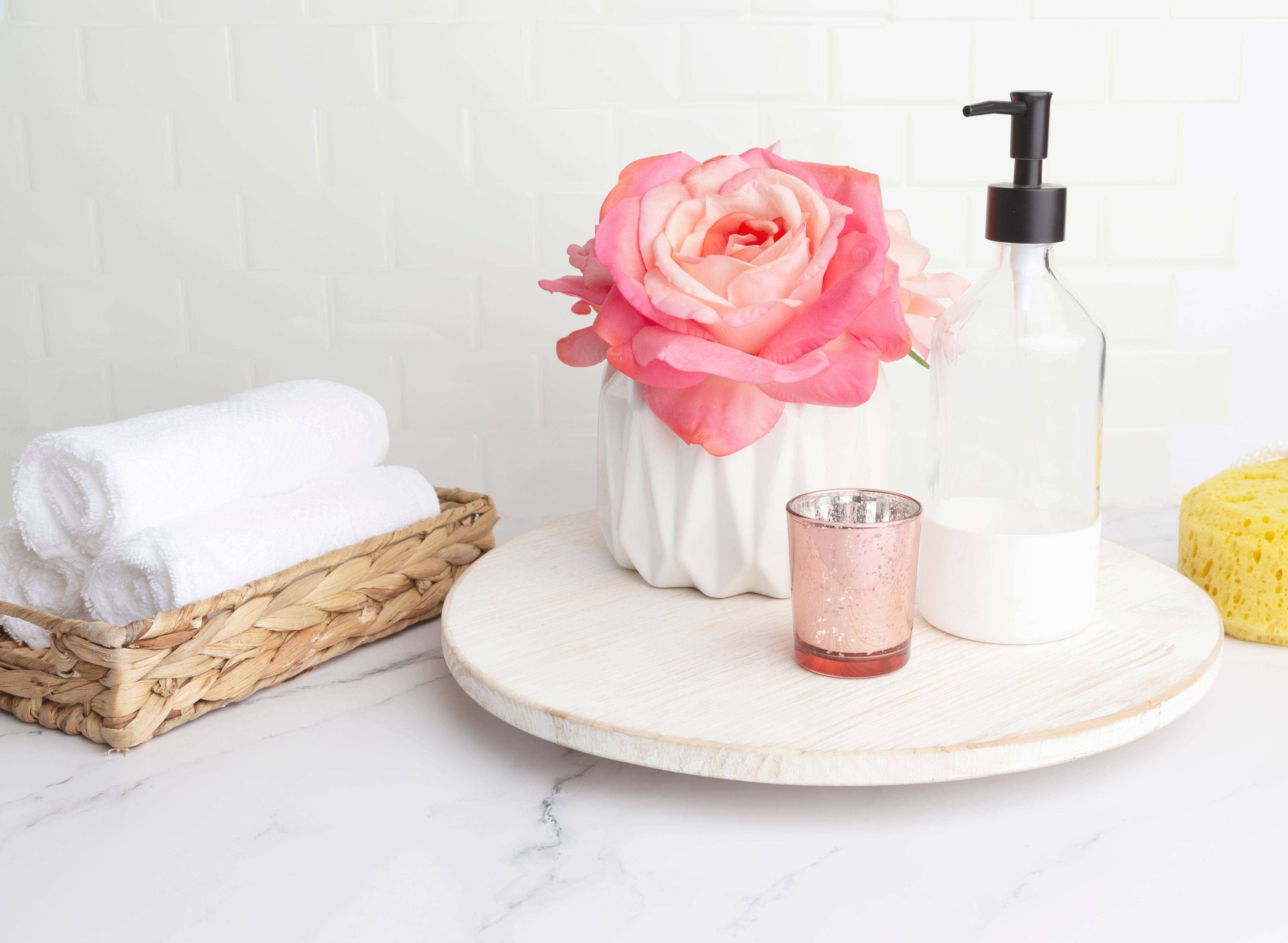 bathroom decor accessories