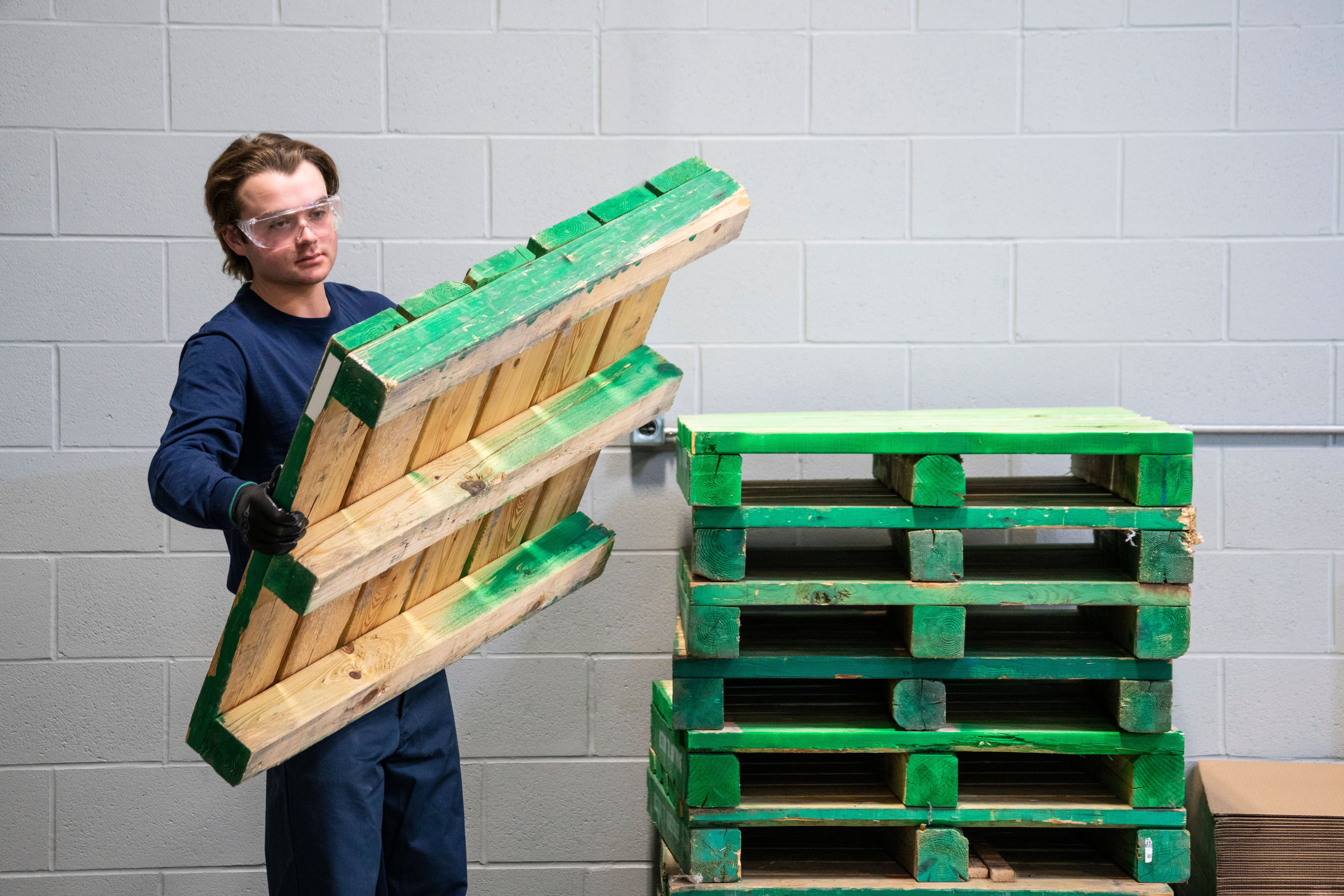 ergonomic pallets