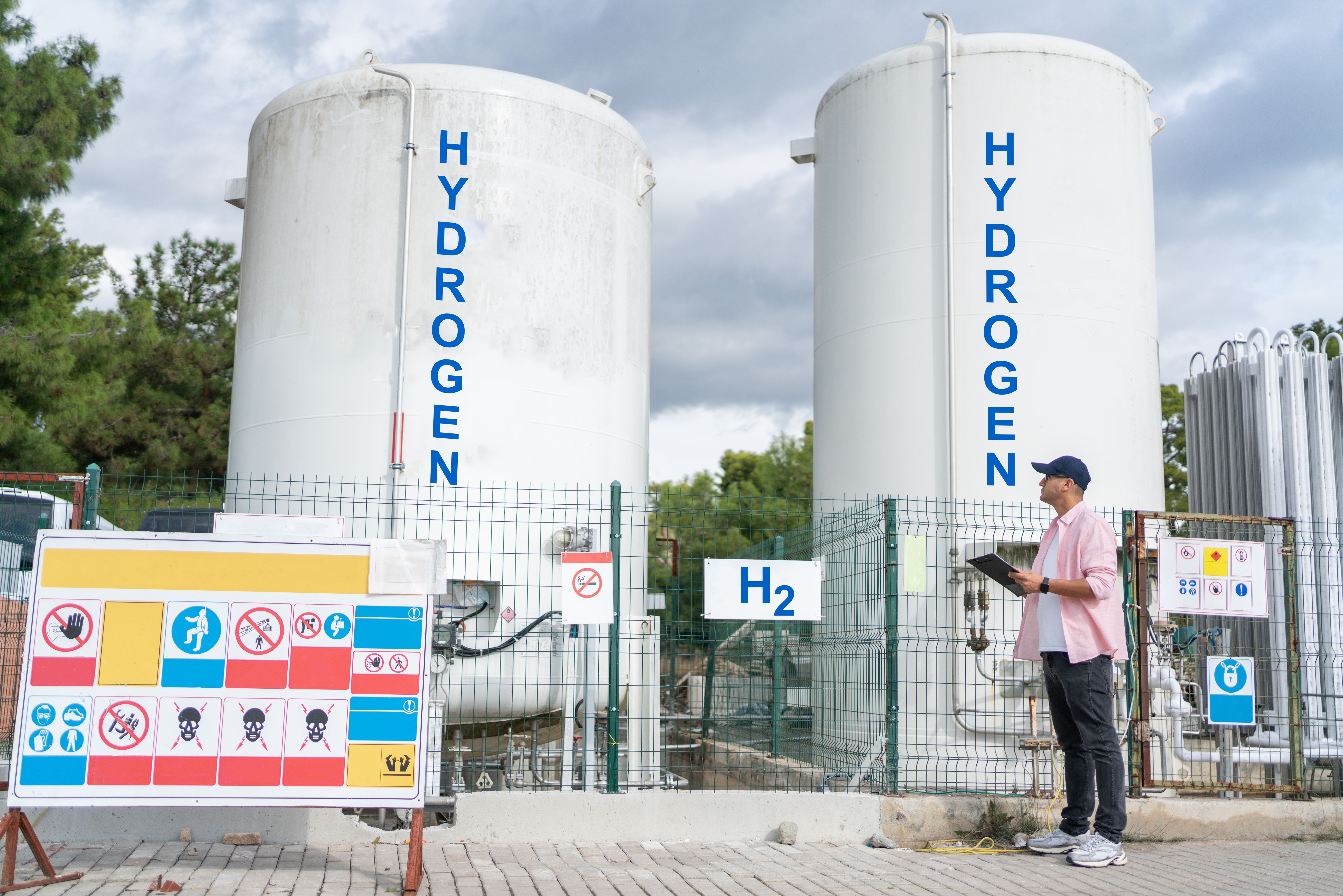 urea production challenges