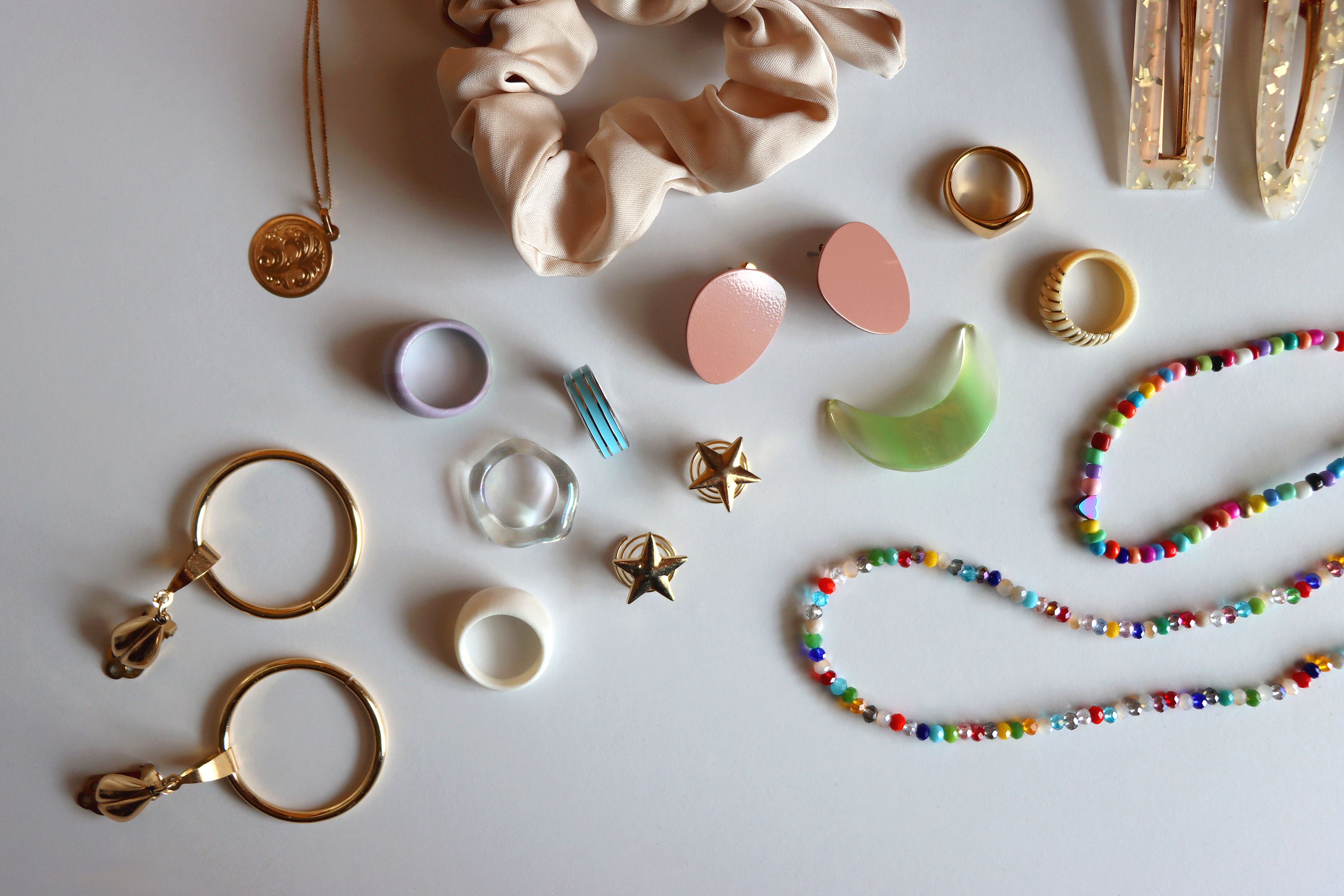 Hand Figurine, Various Jewelry And Accessories