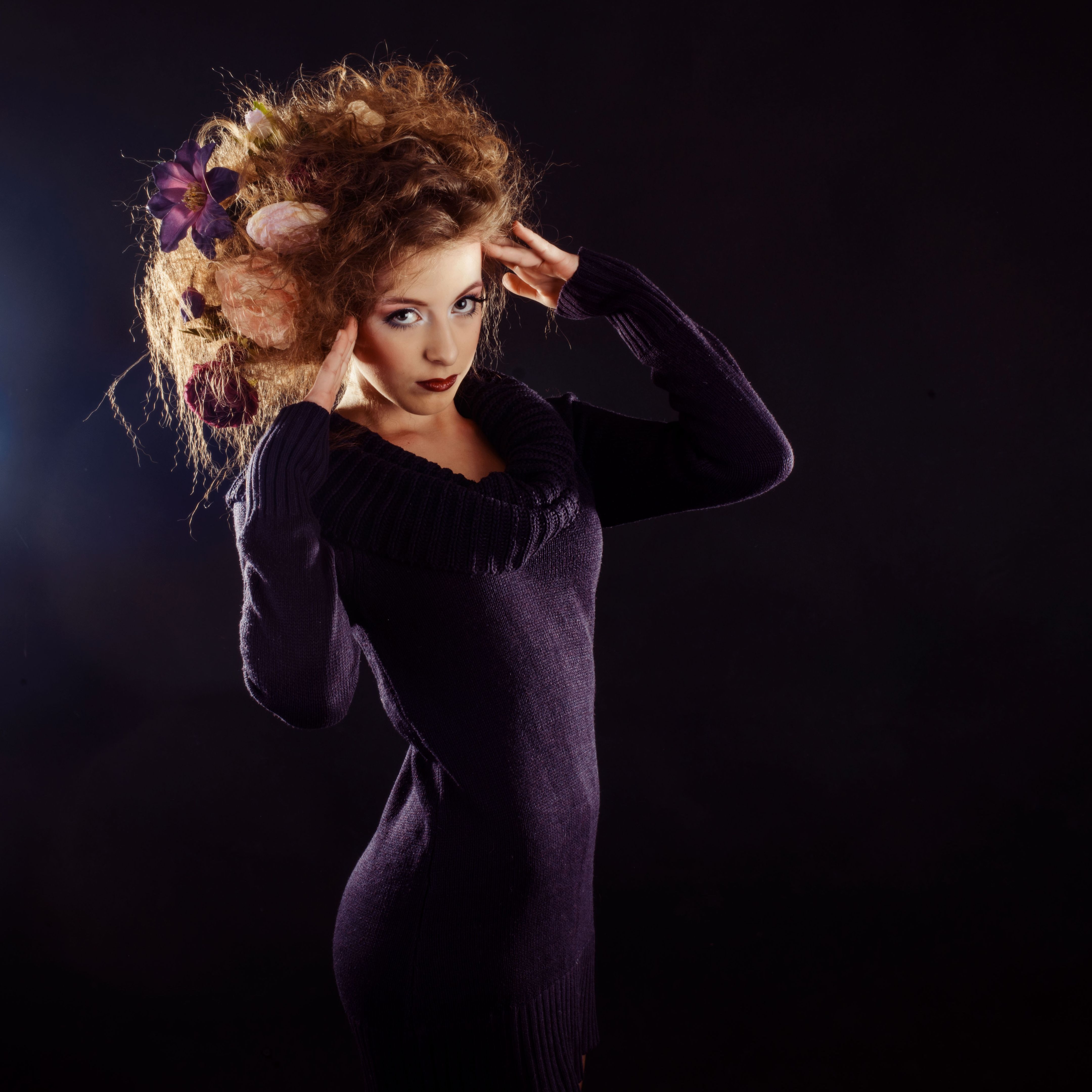 girl with curly hair