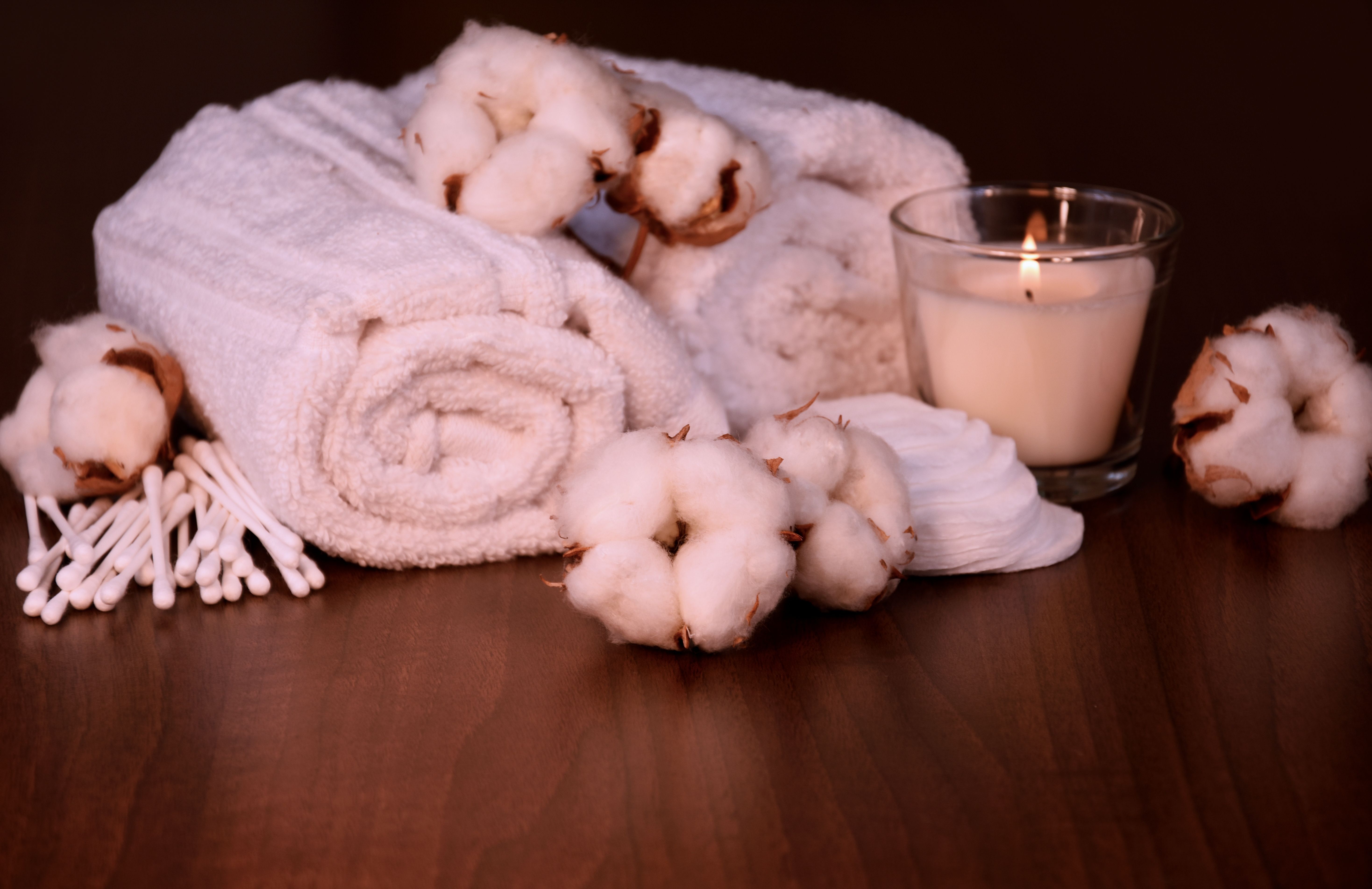 natural bathroom elements