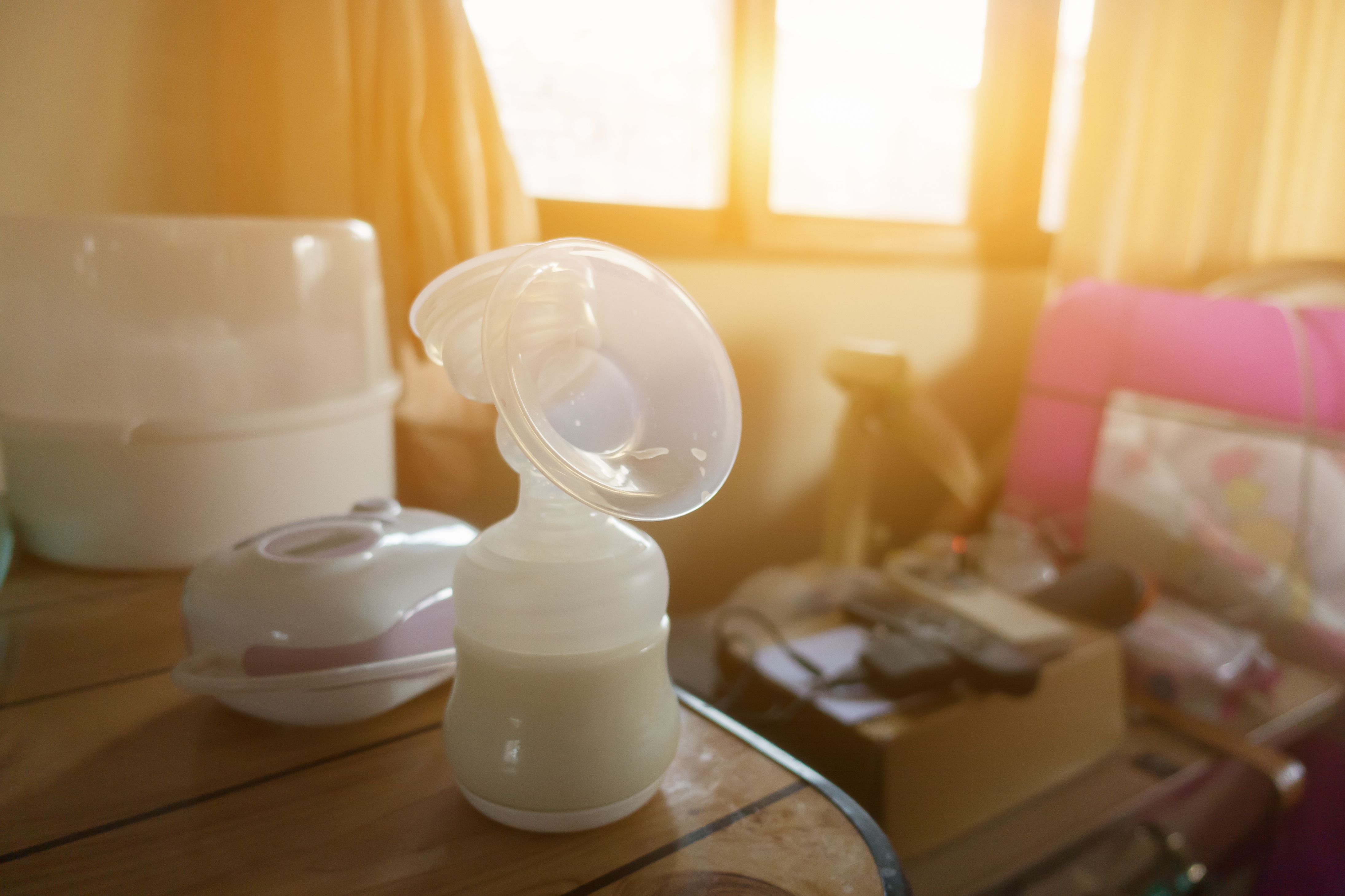 breastfeeding accessories