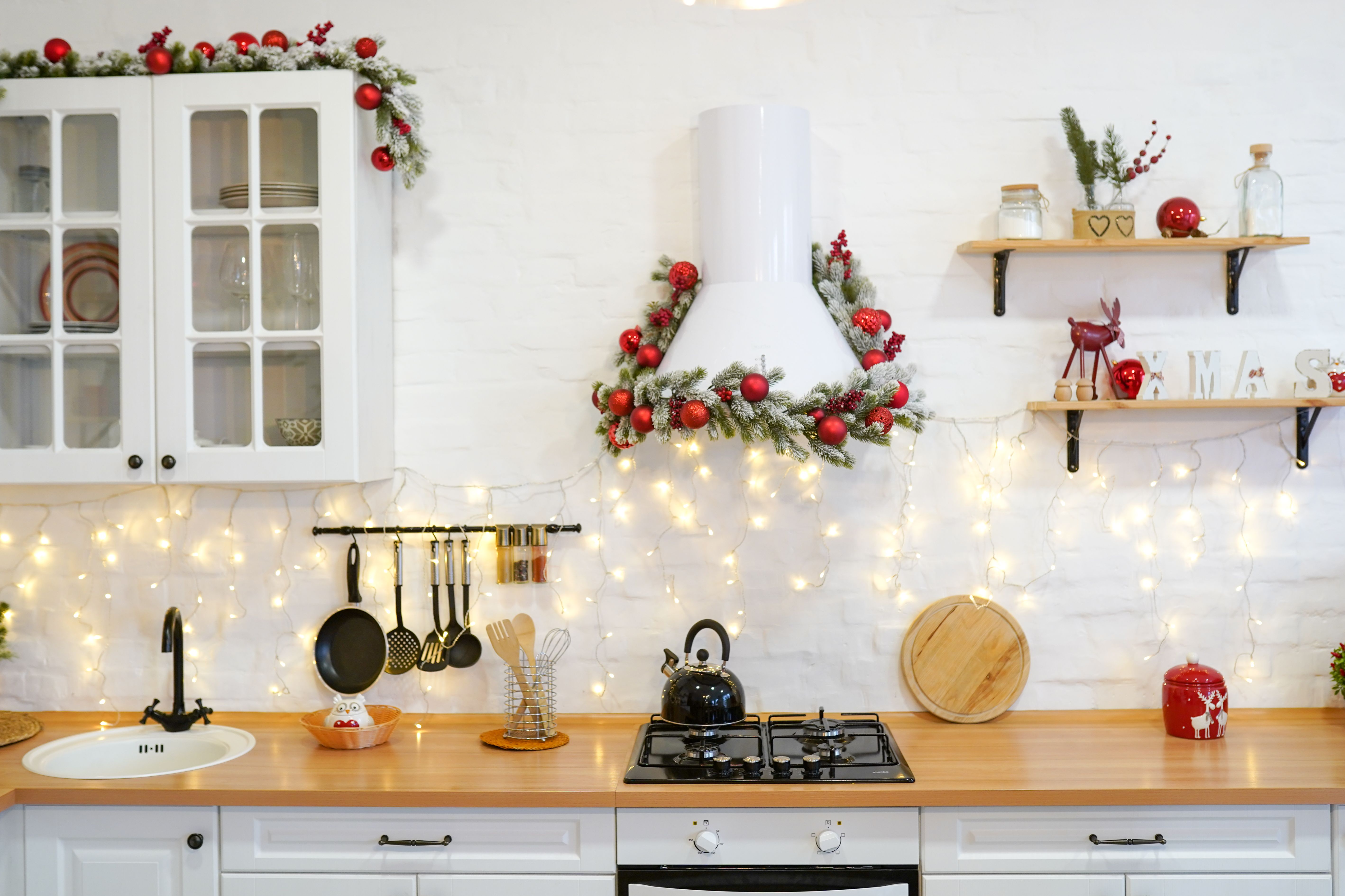 holiday kitchen decor