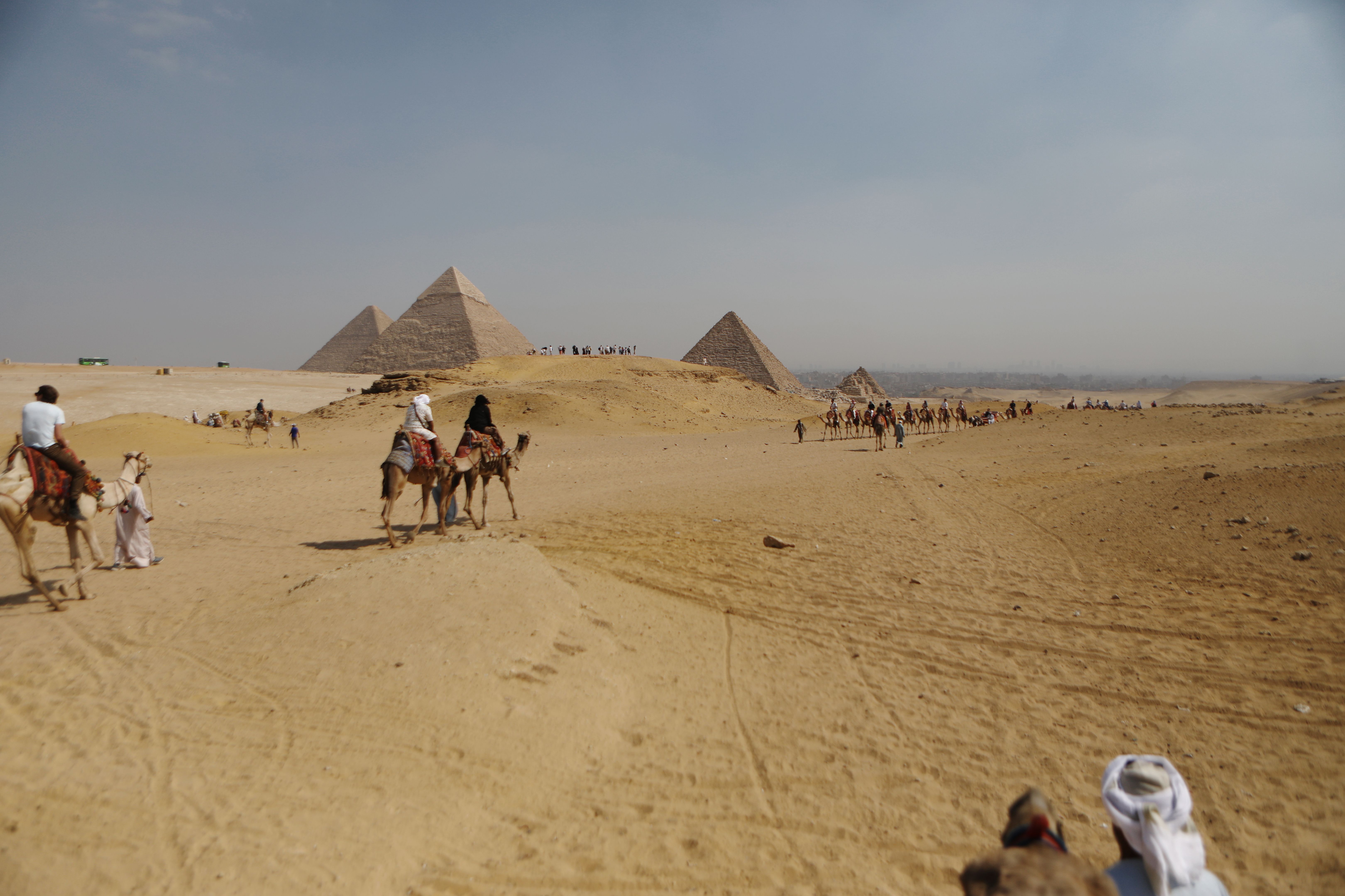 camel ride pyramids
