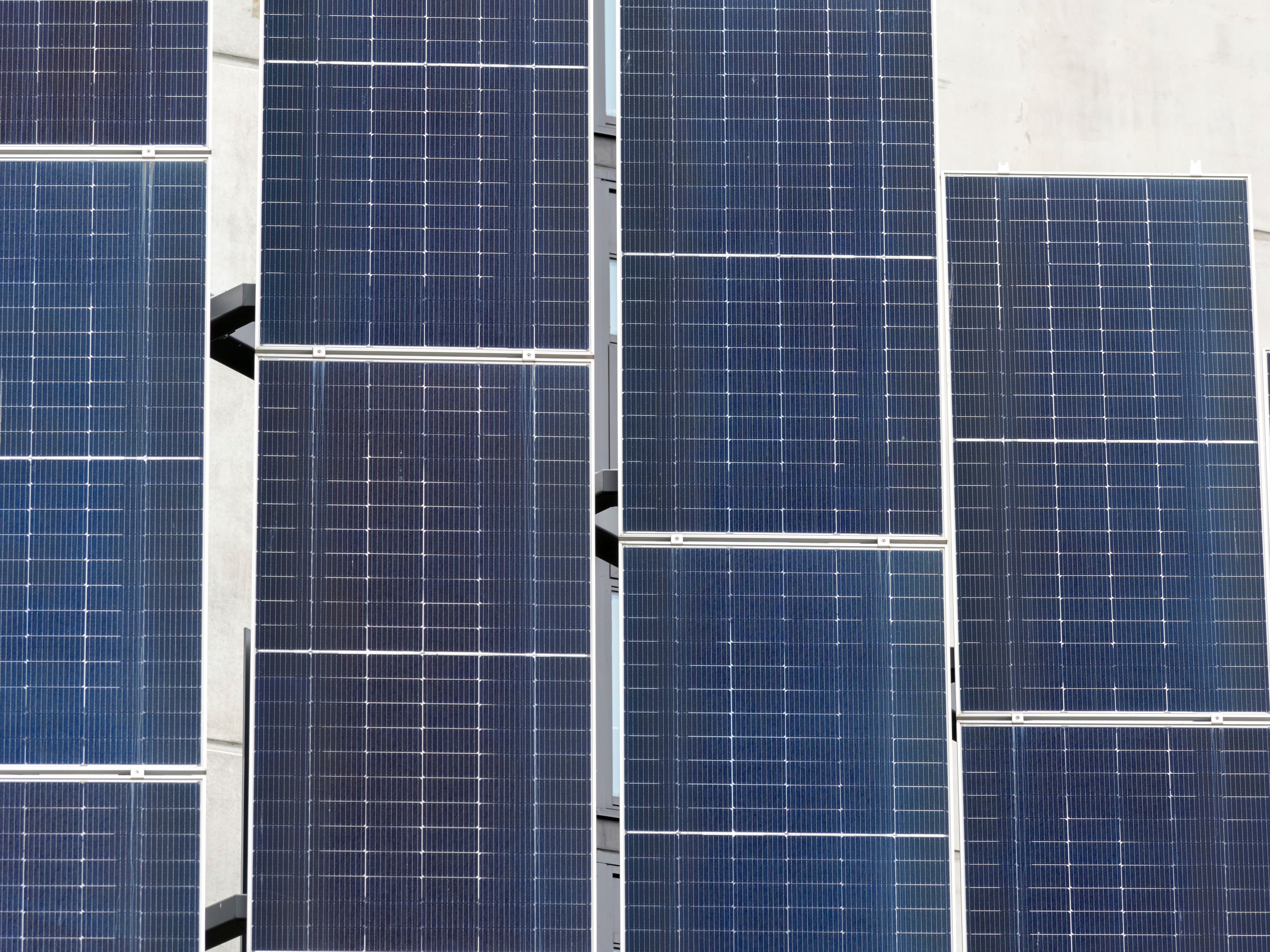 painéis solares manutenção