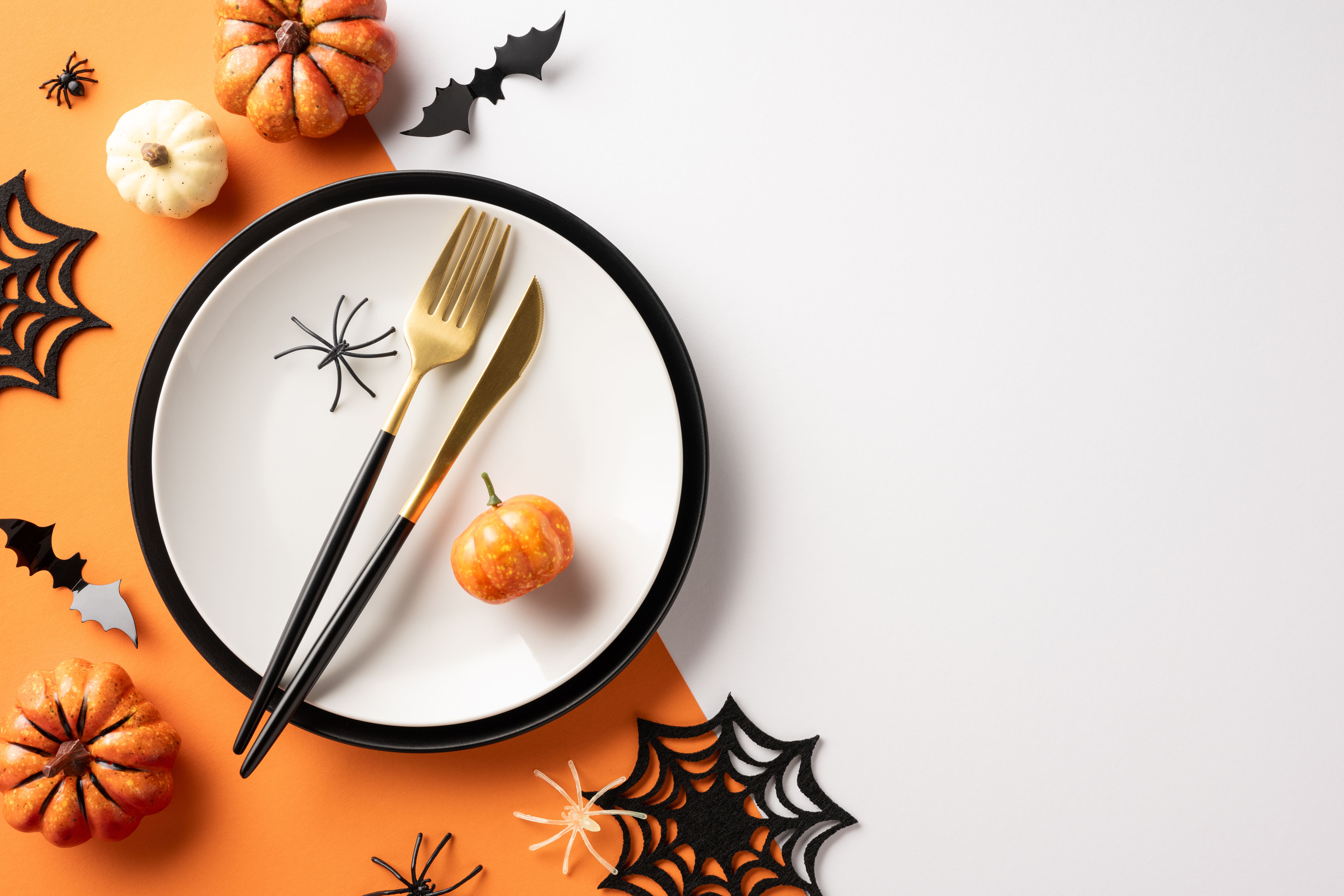 Halloween table decorations