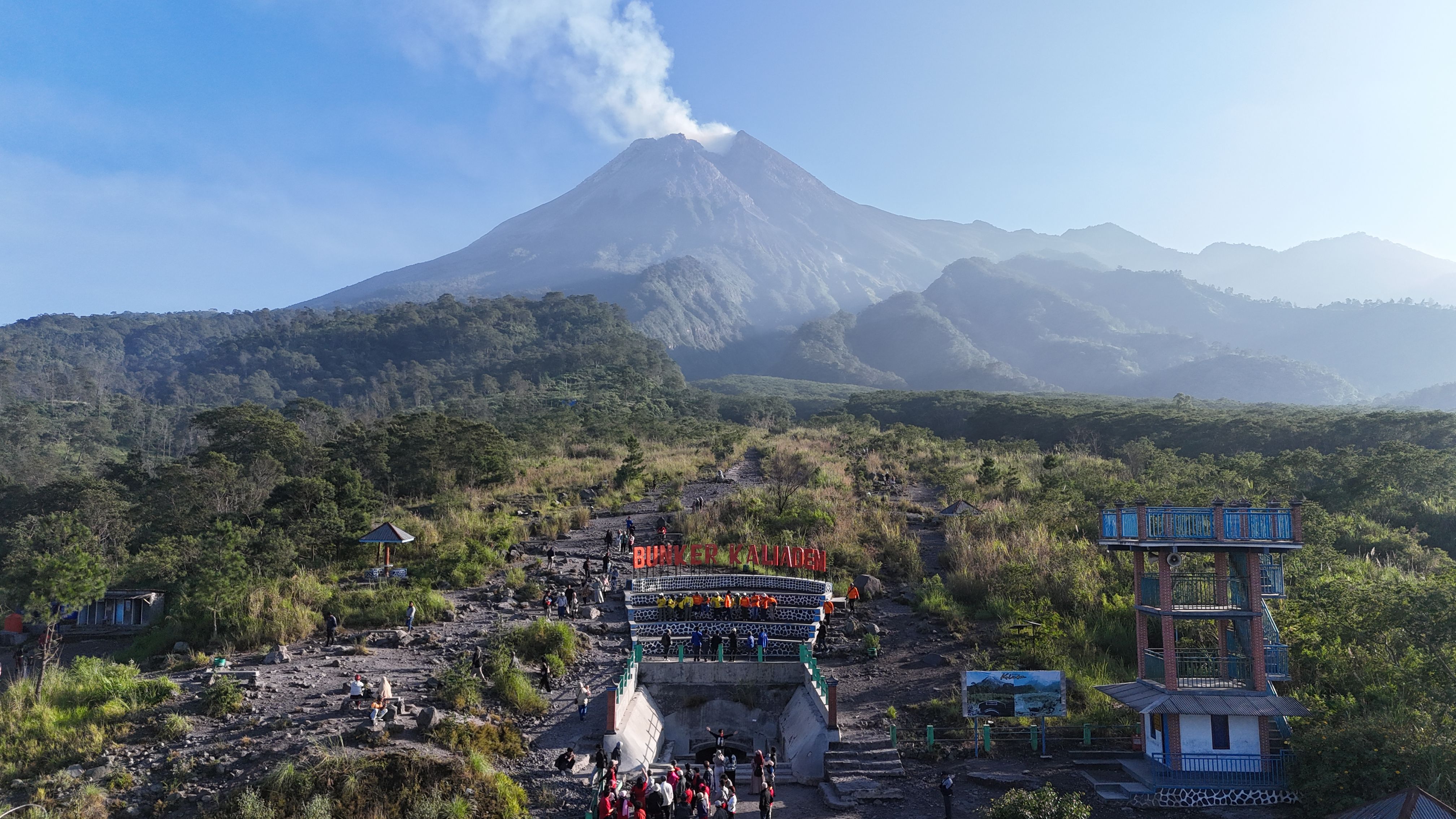 merapi sunrise