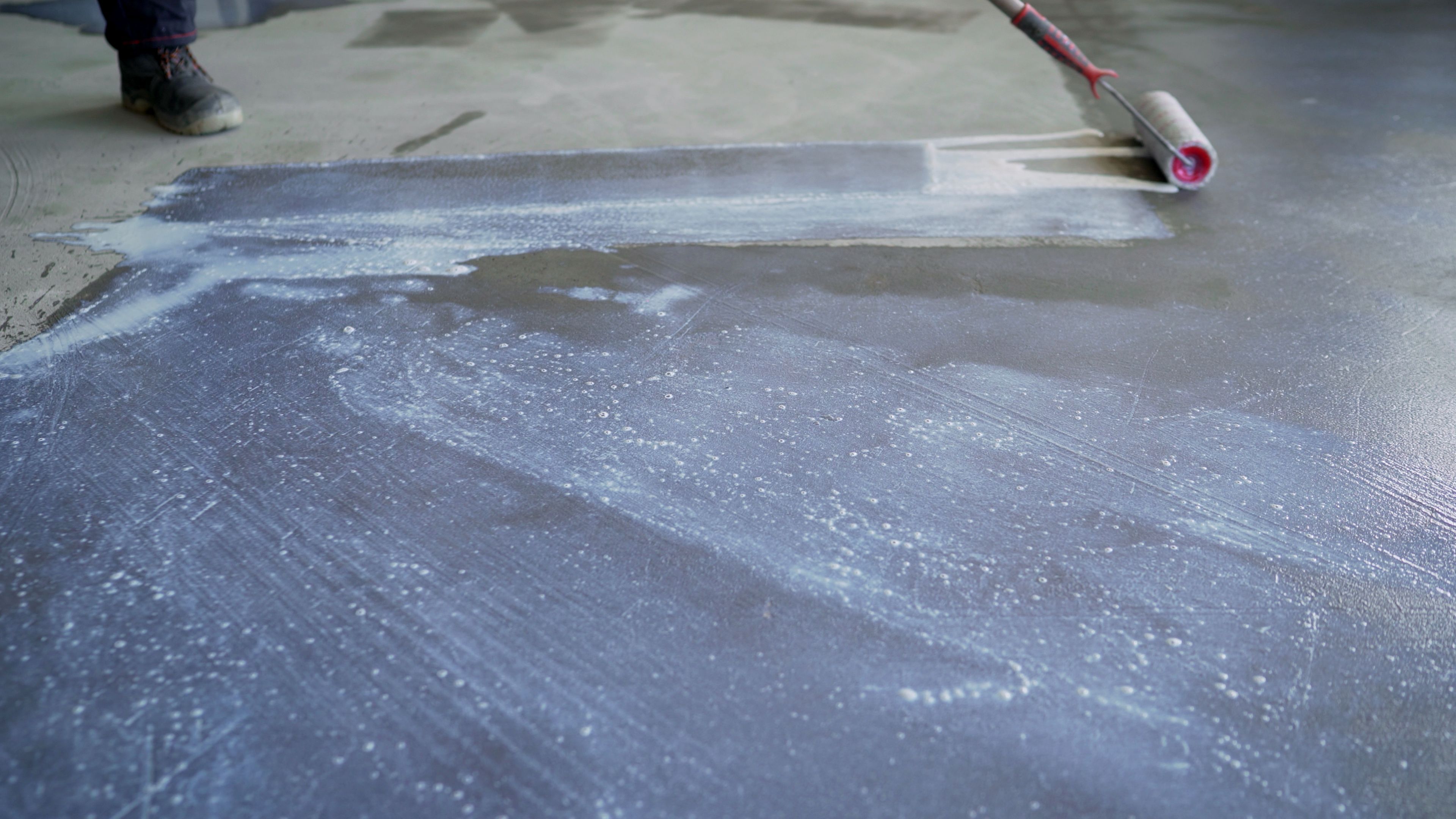 cleaning epoxy floor