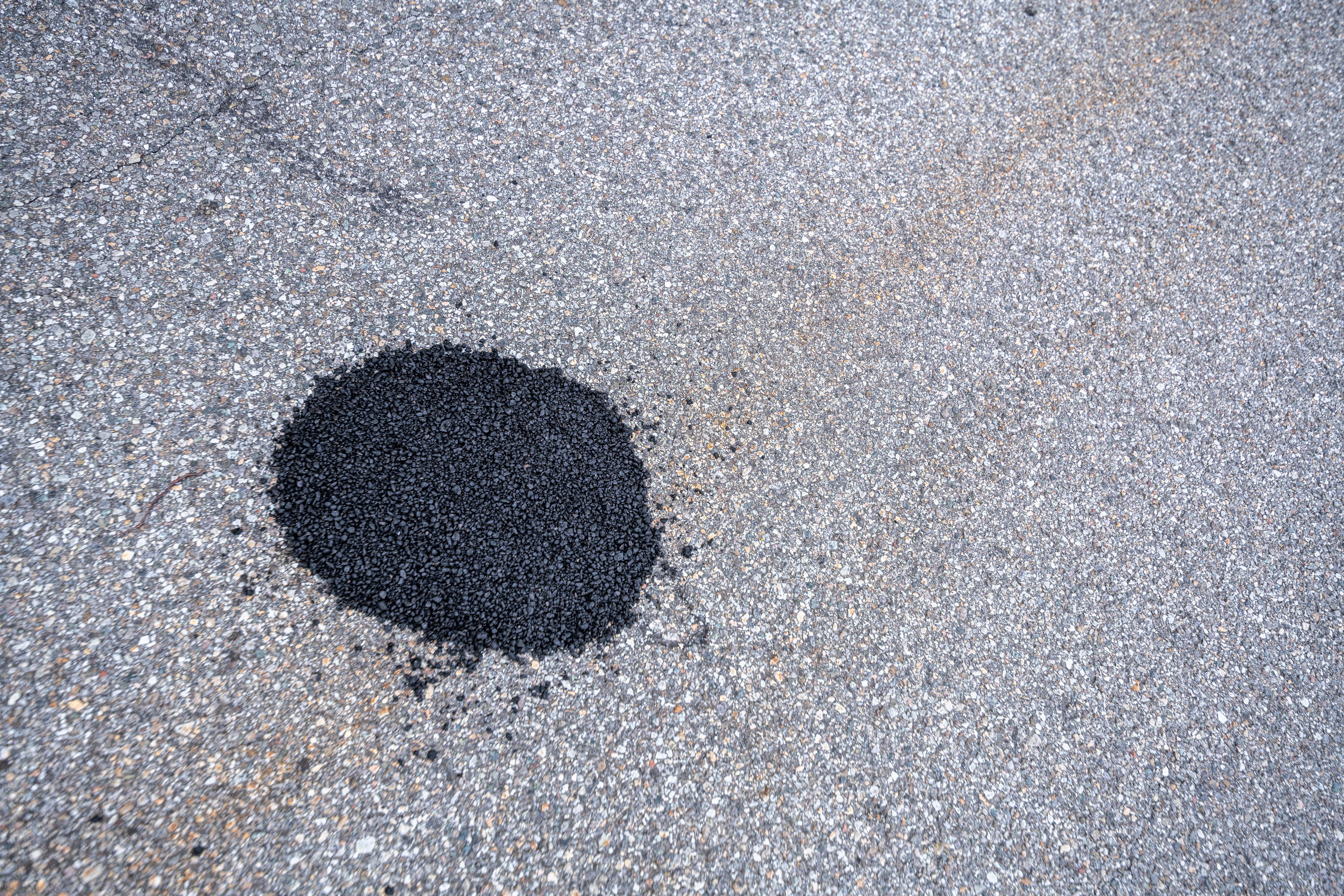 asphalt crack repair