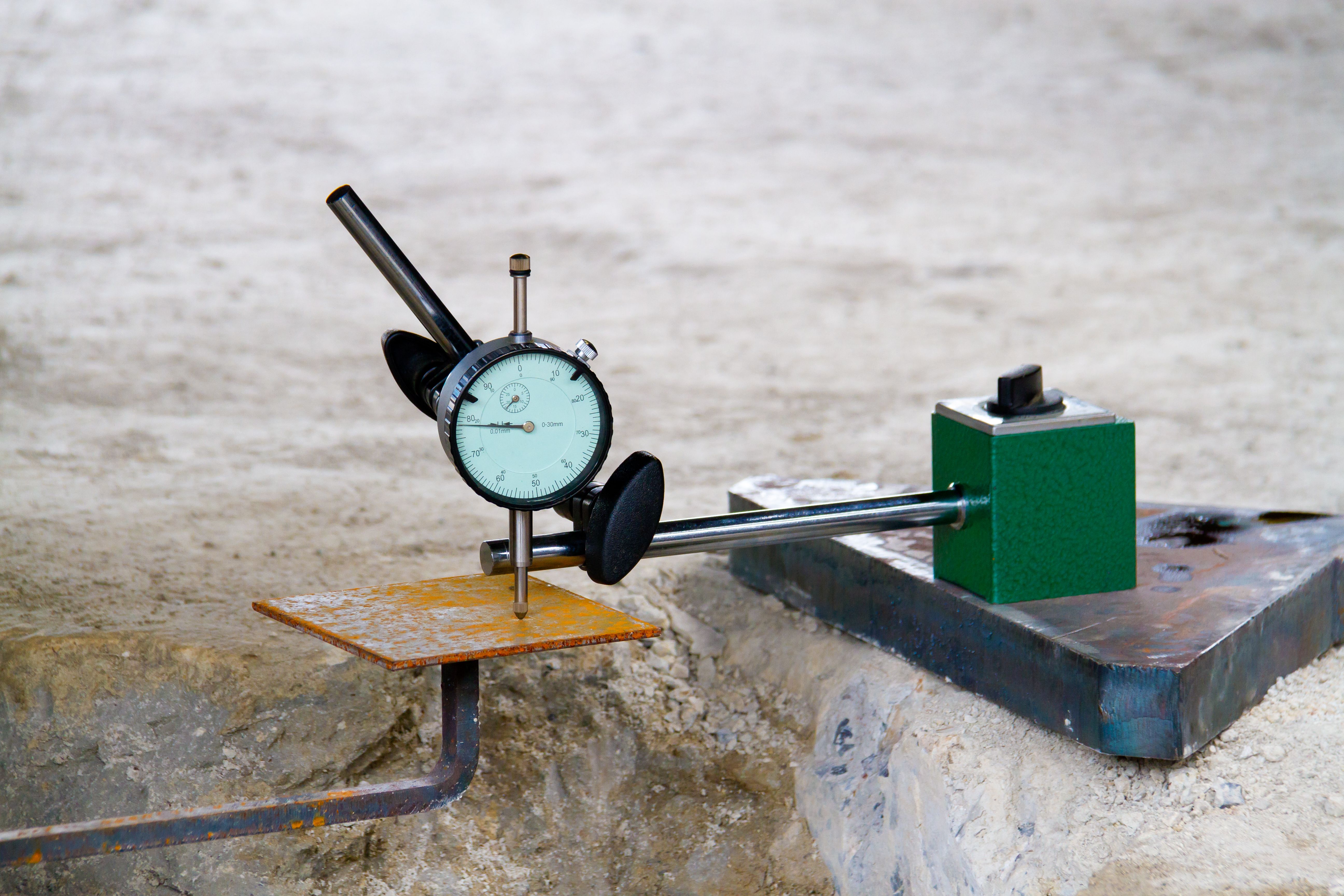magnetic base