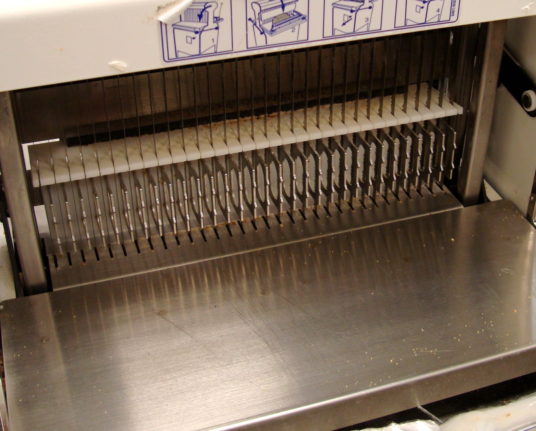 commercial bread slicer