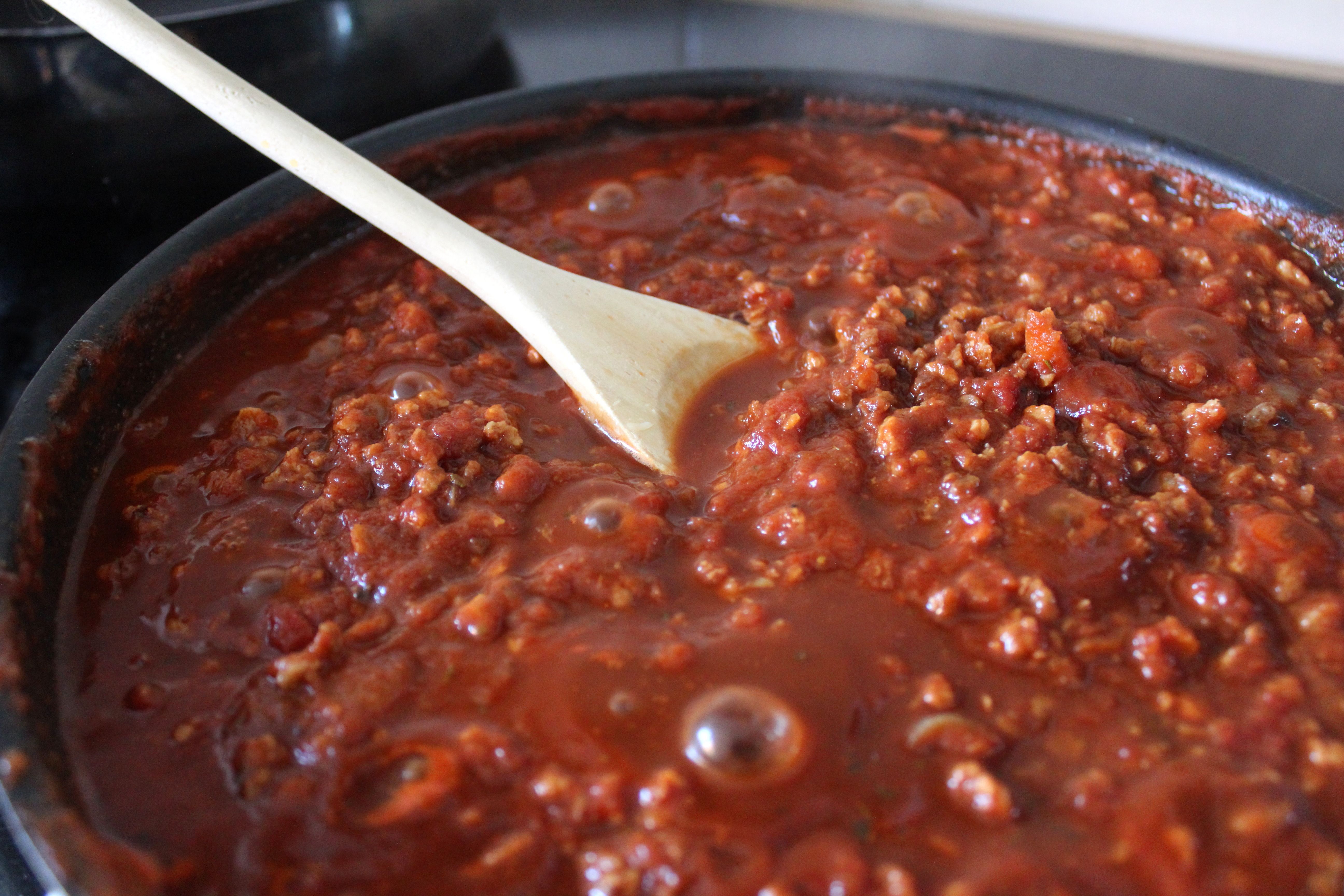 tomato sauce cooking