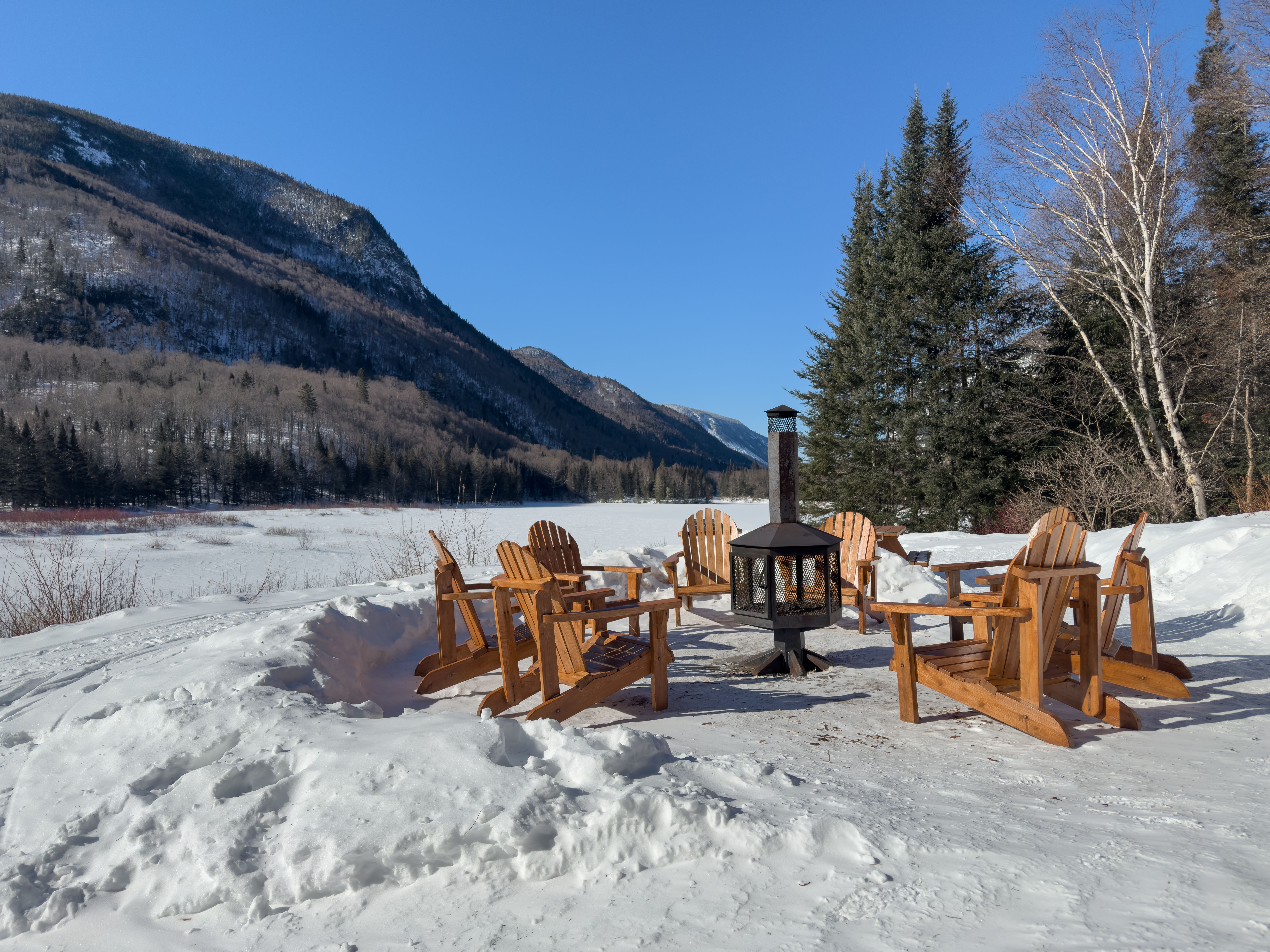 outdoor seating area