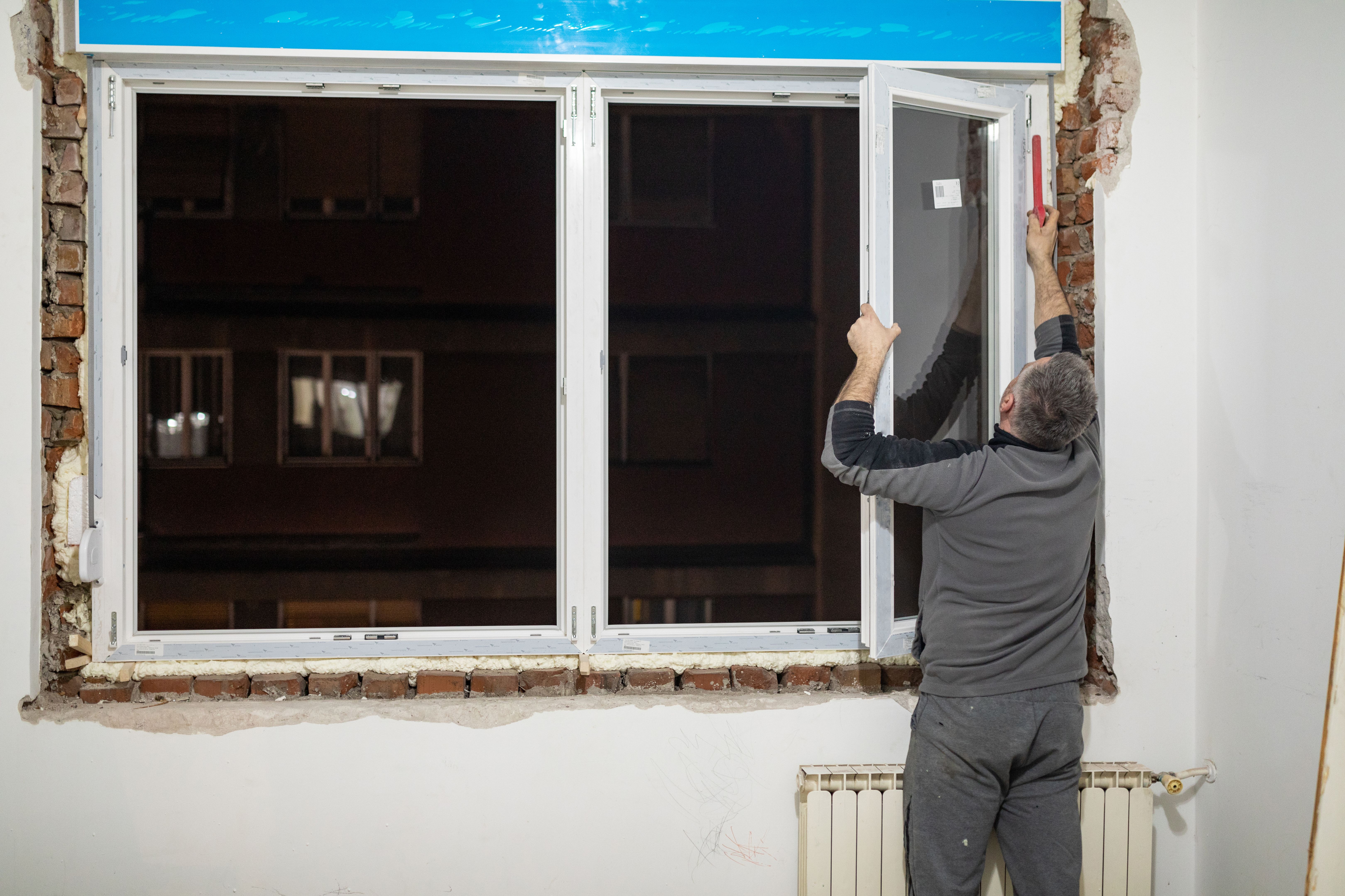 professional window installer