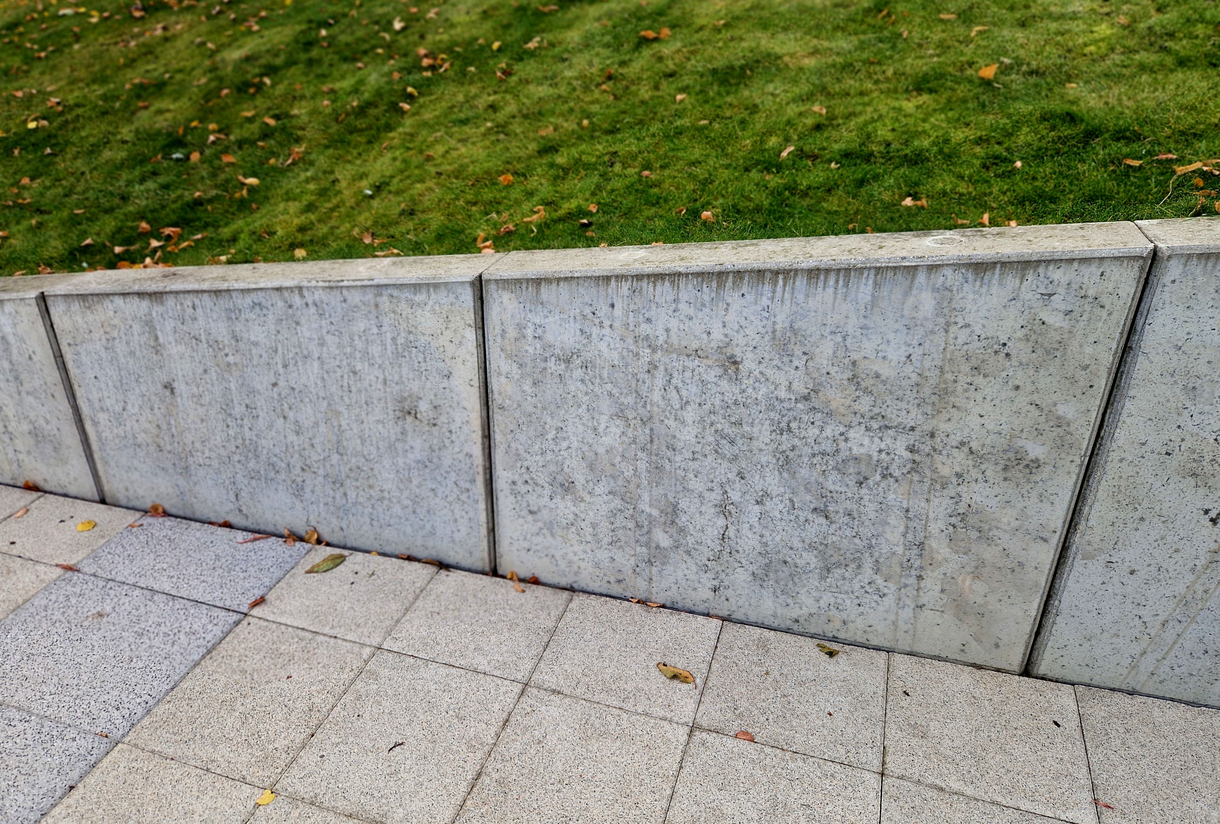 retaining wall drainage