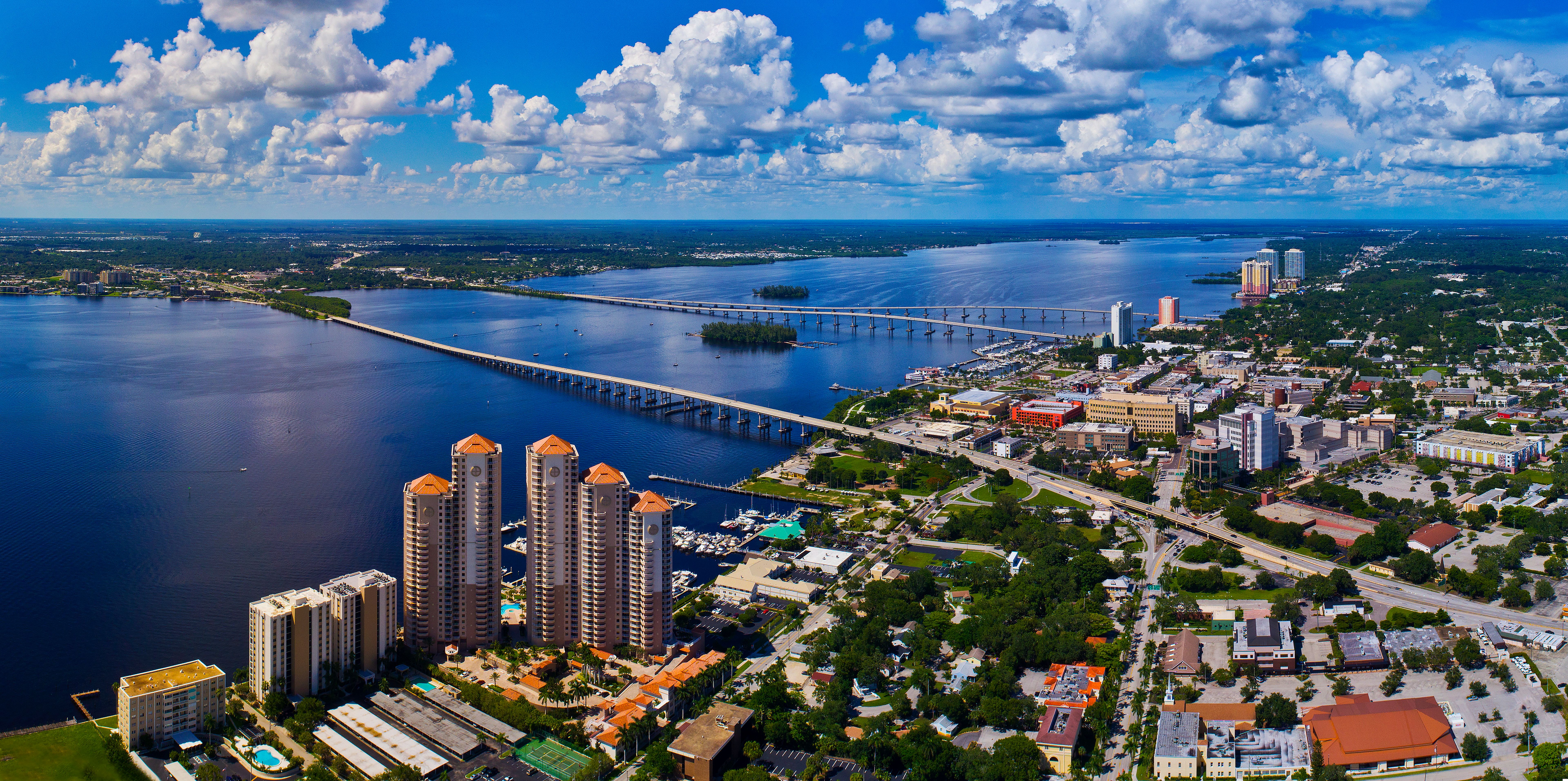 Fort Myers cityscape