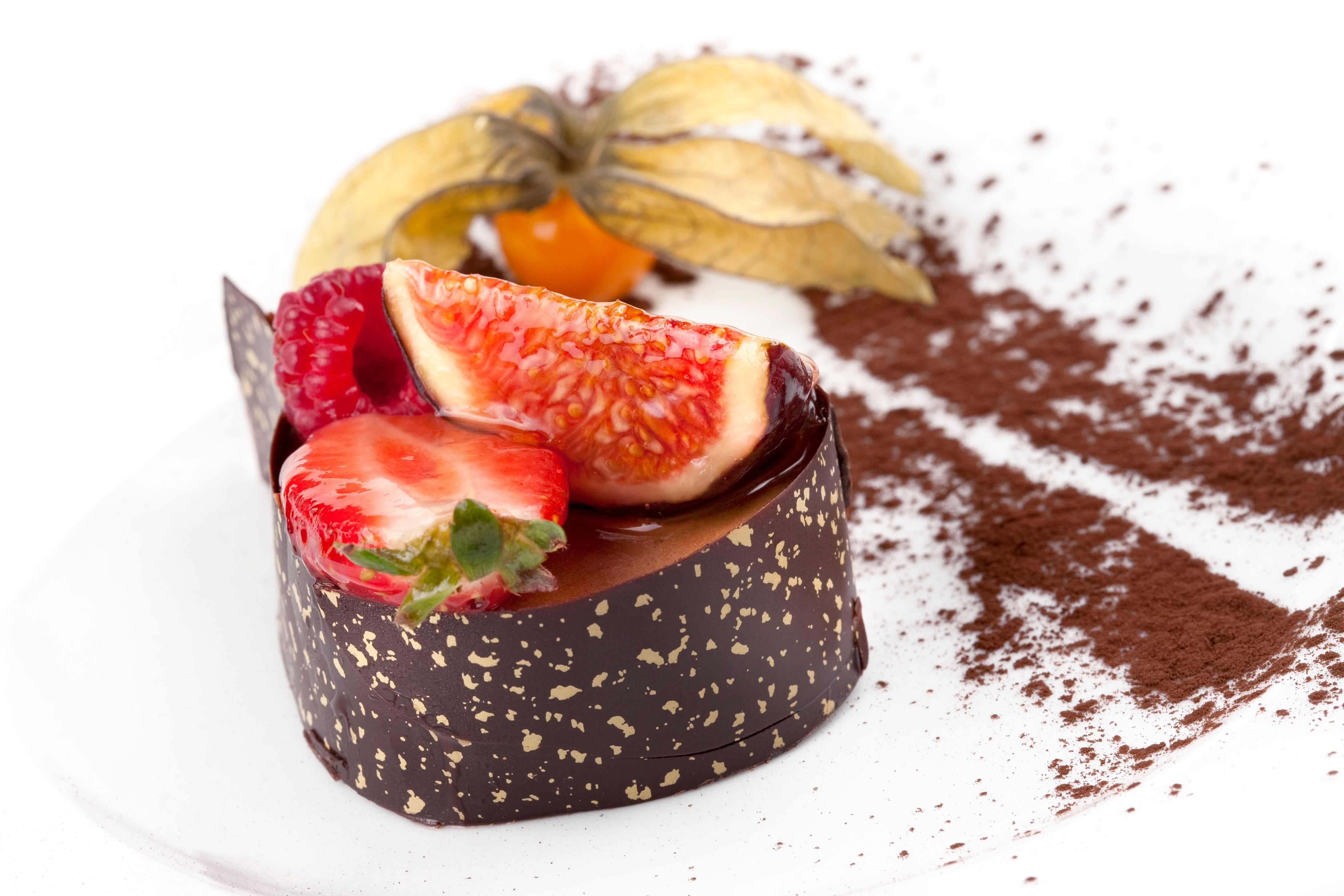 chocolate dessert presentation