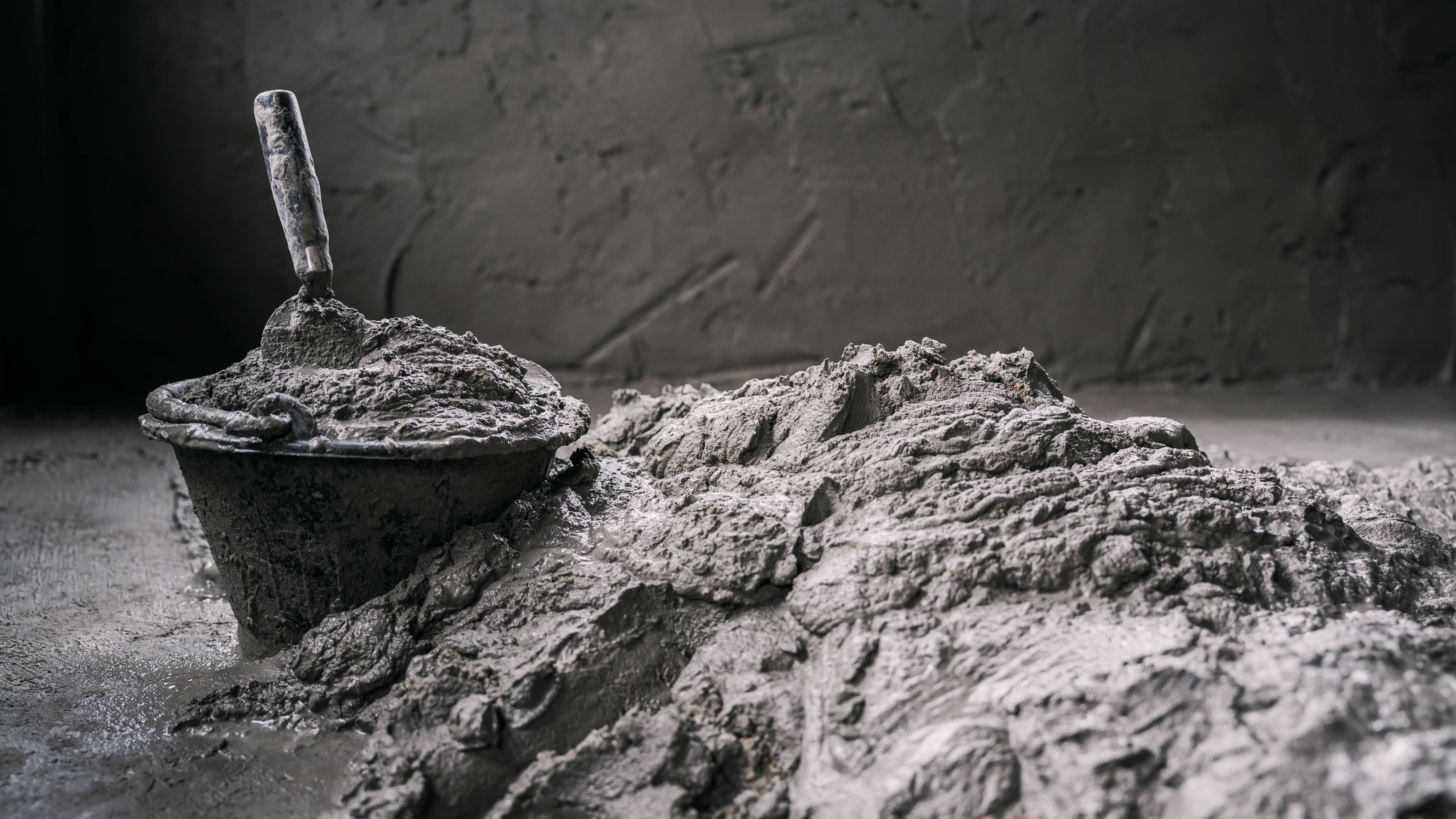 mixing mortar