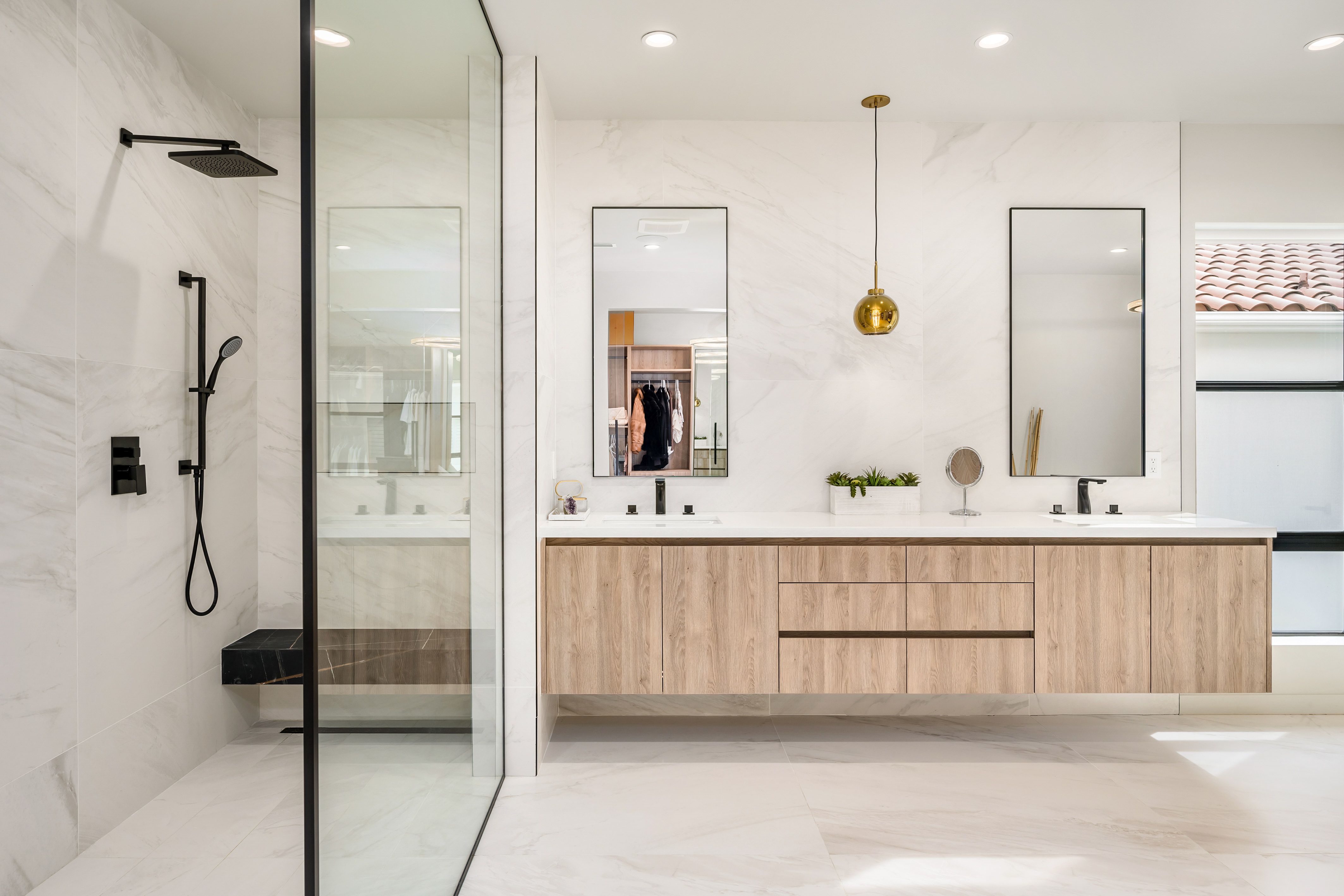 Top 5 Custom Bathroom Designs to Transform Your Space