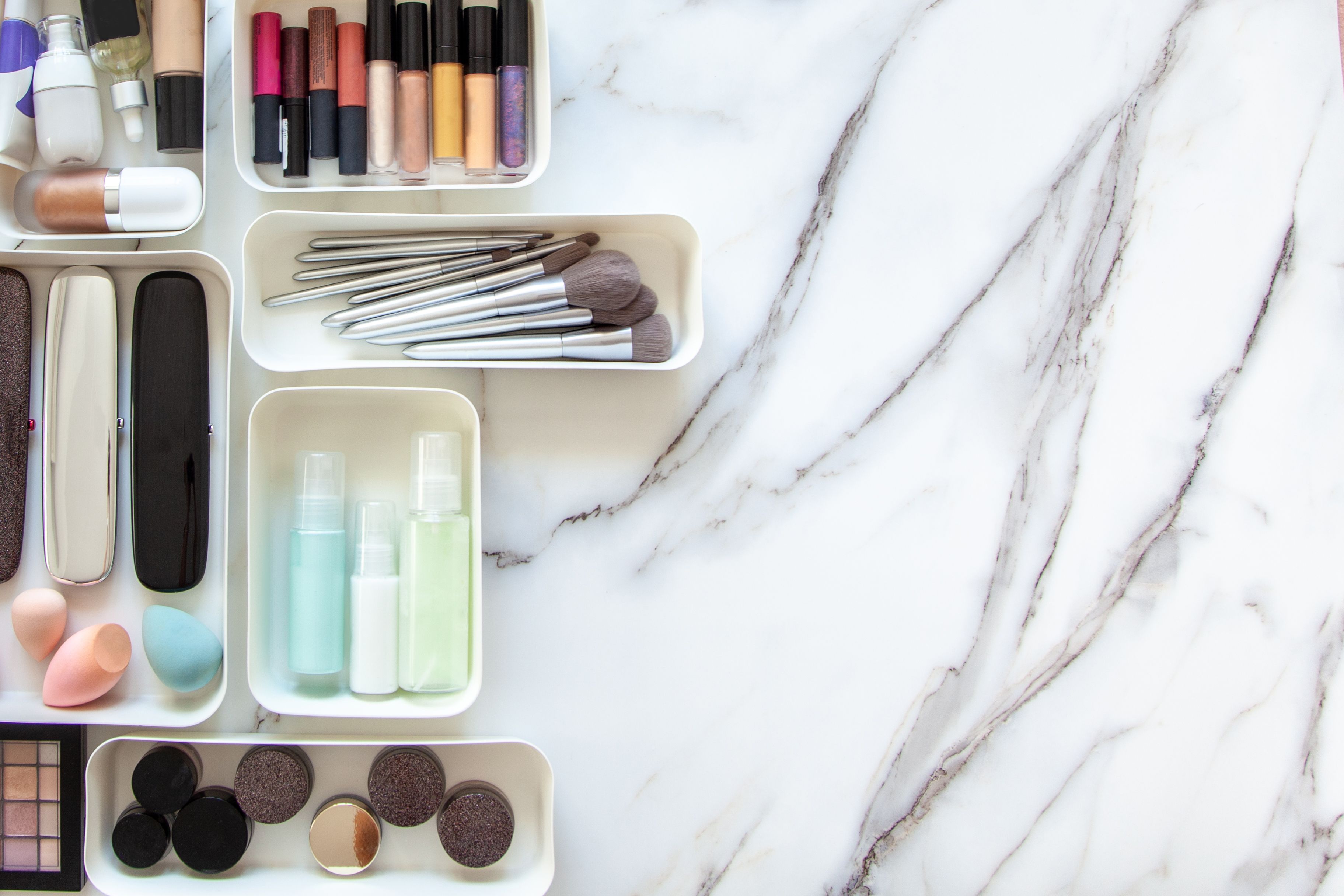 makeup storage