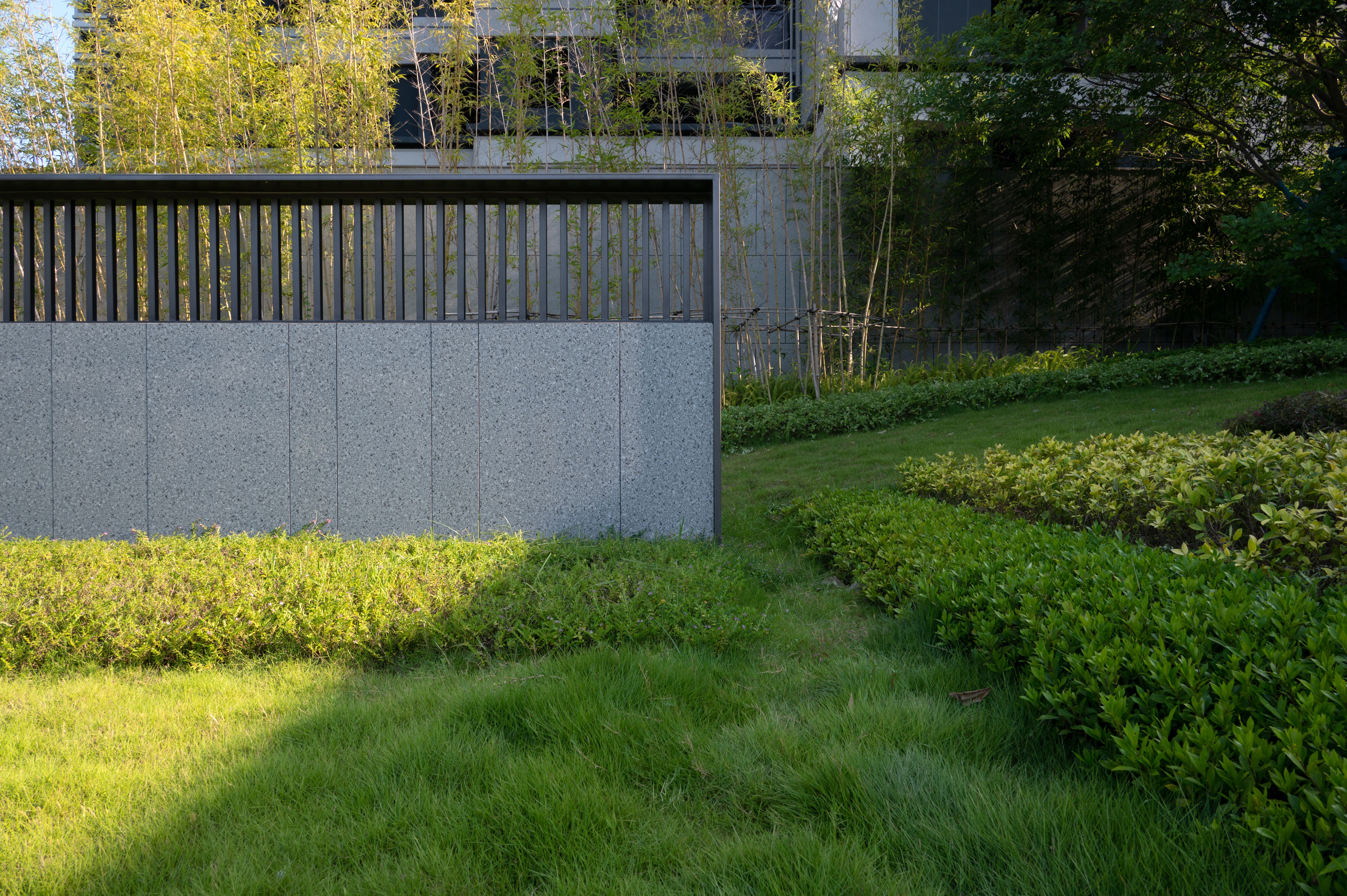 modern garden materials