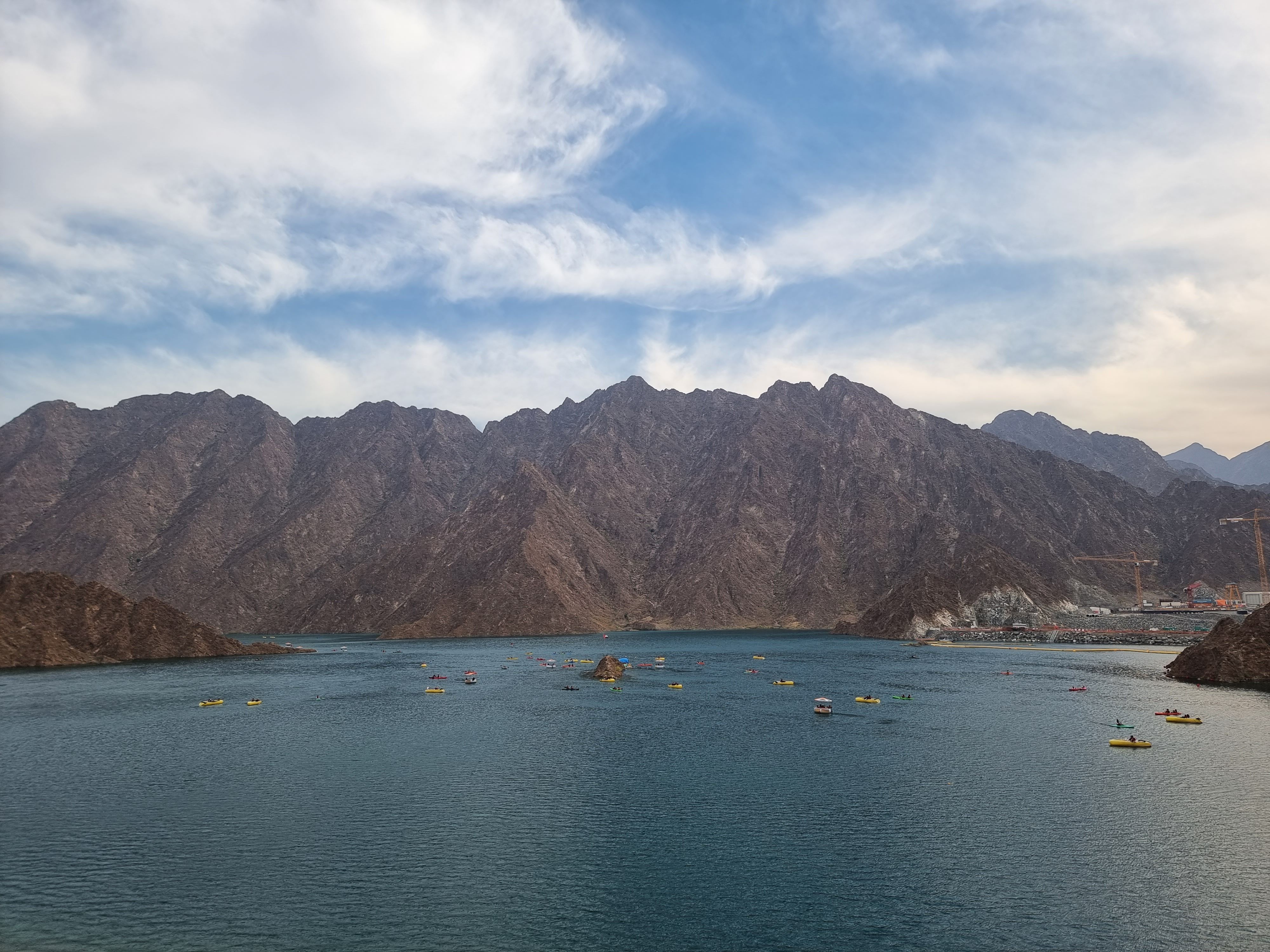 Beautiful view of Hatta lake and mountains in Dubai, UAE.