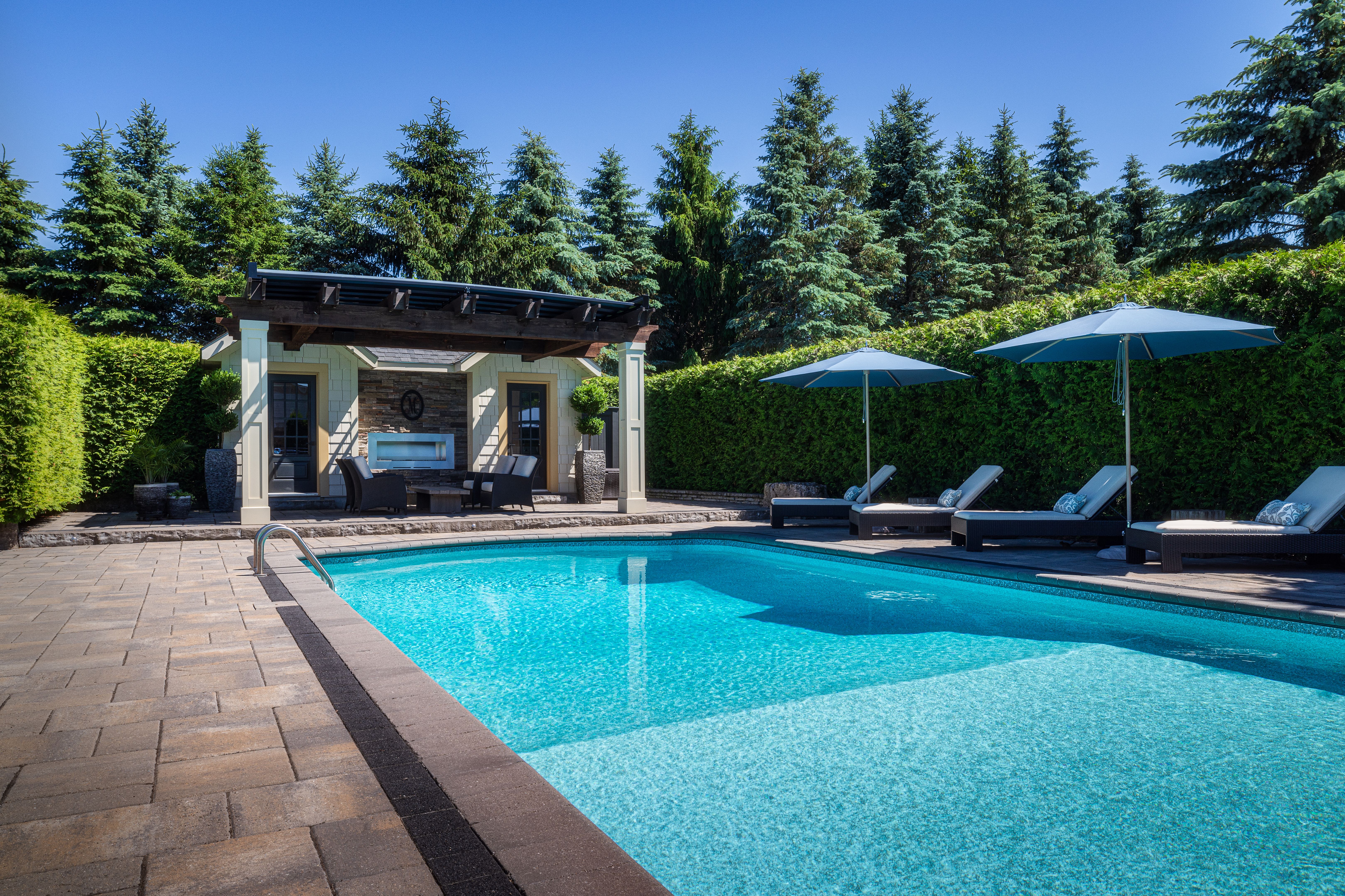 custom fiberglass pool