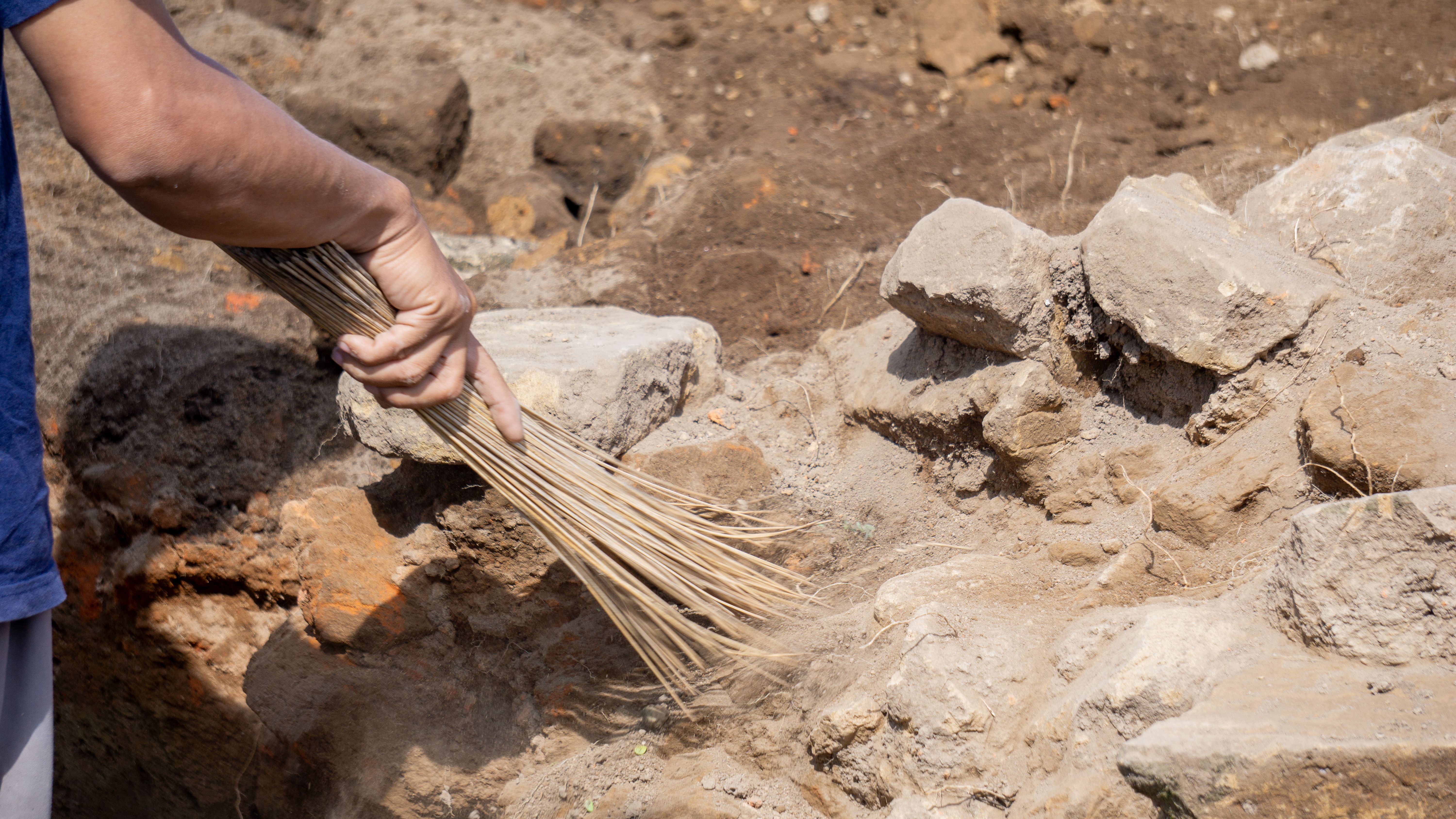 archaeologist