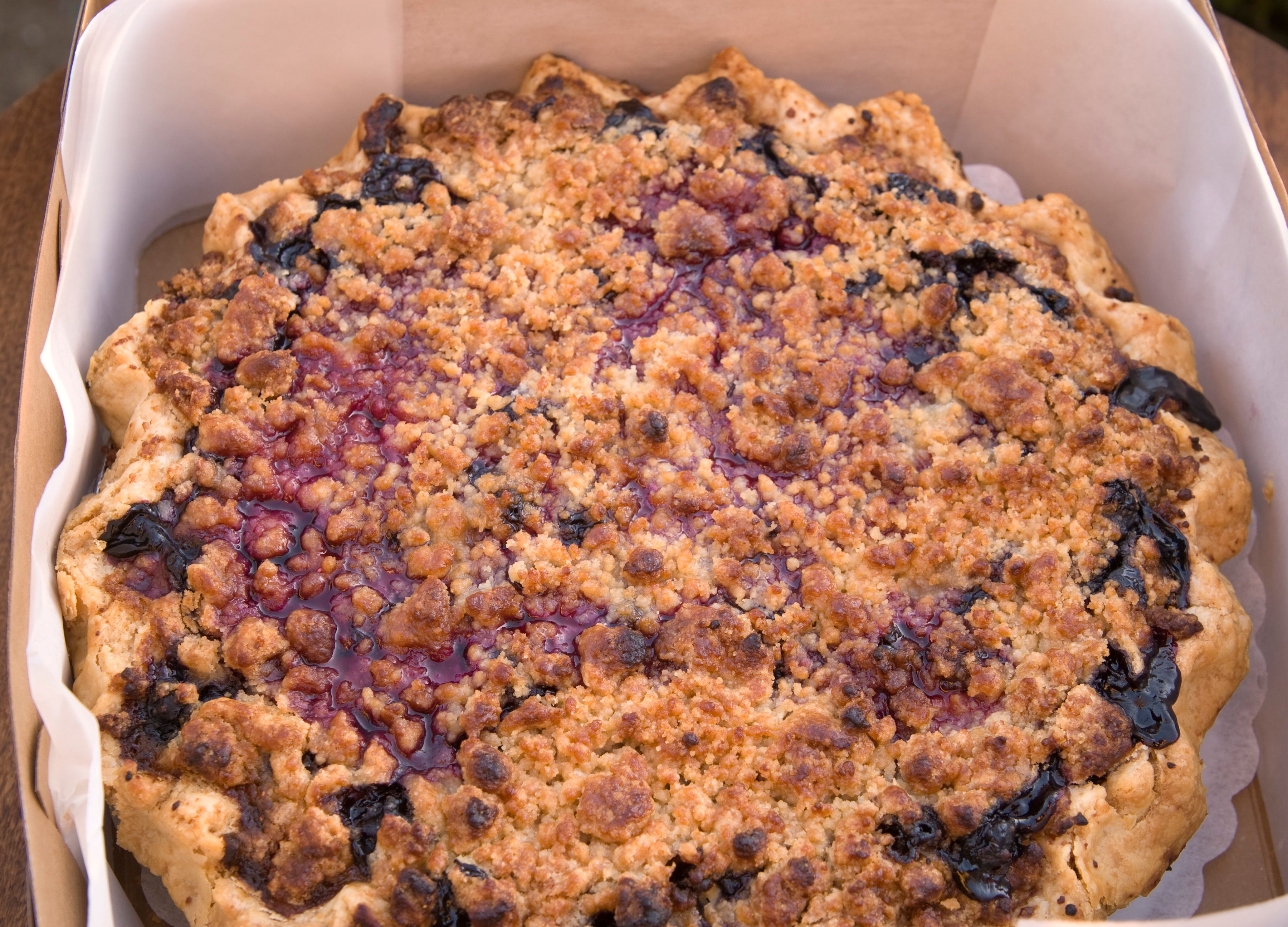 blueberry crumble