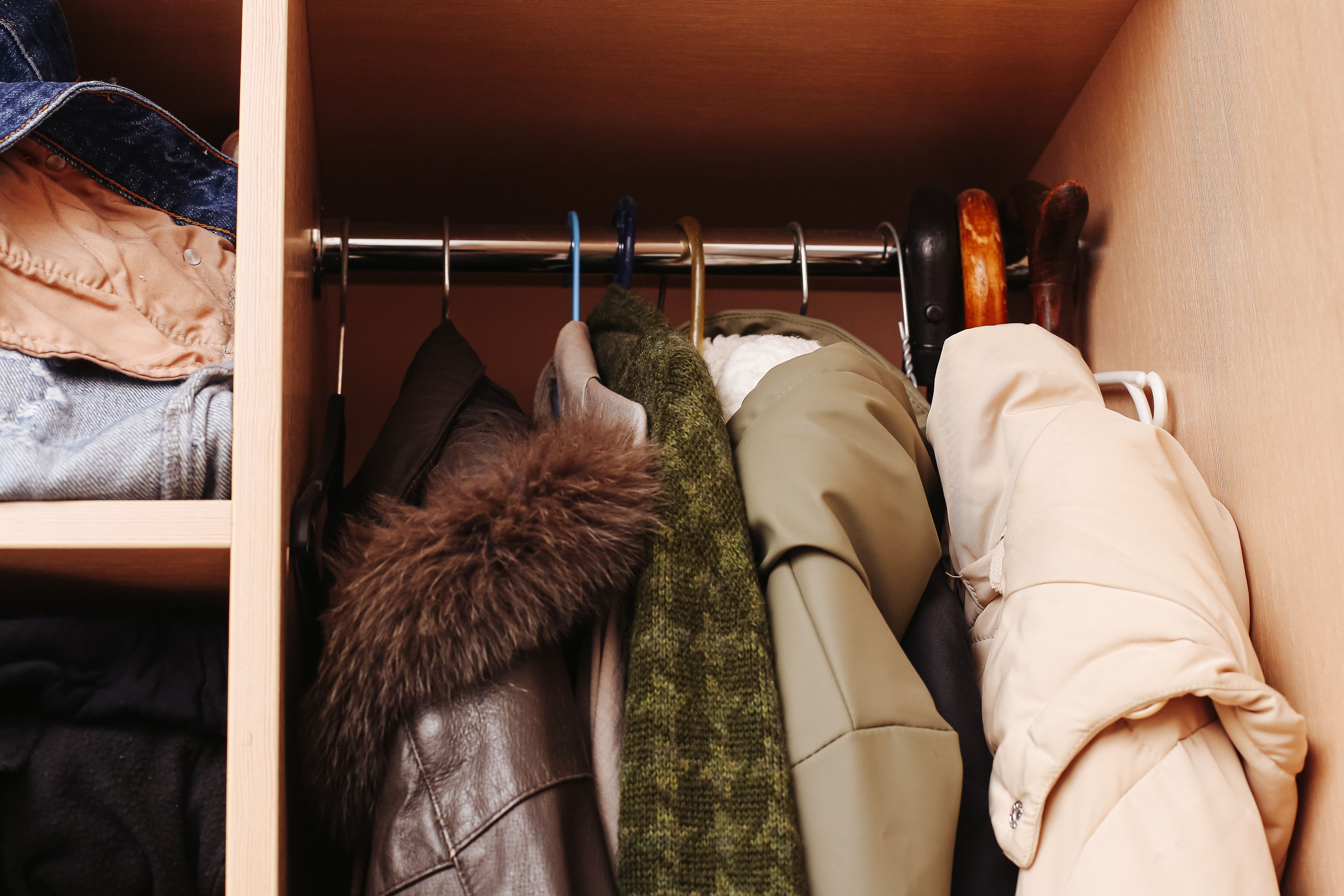 seasonal clothes storage