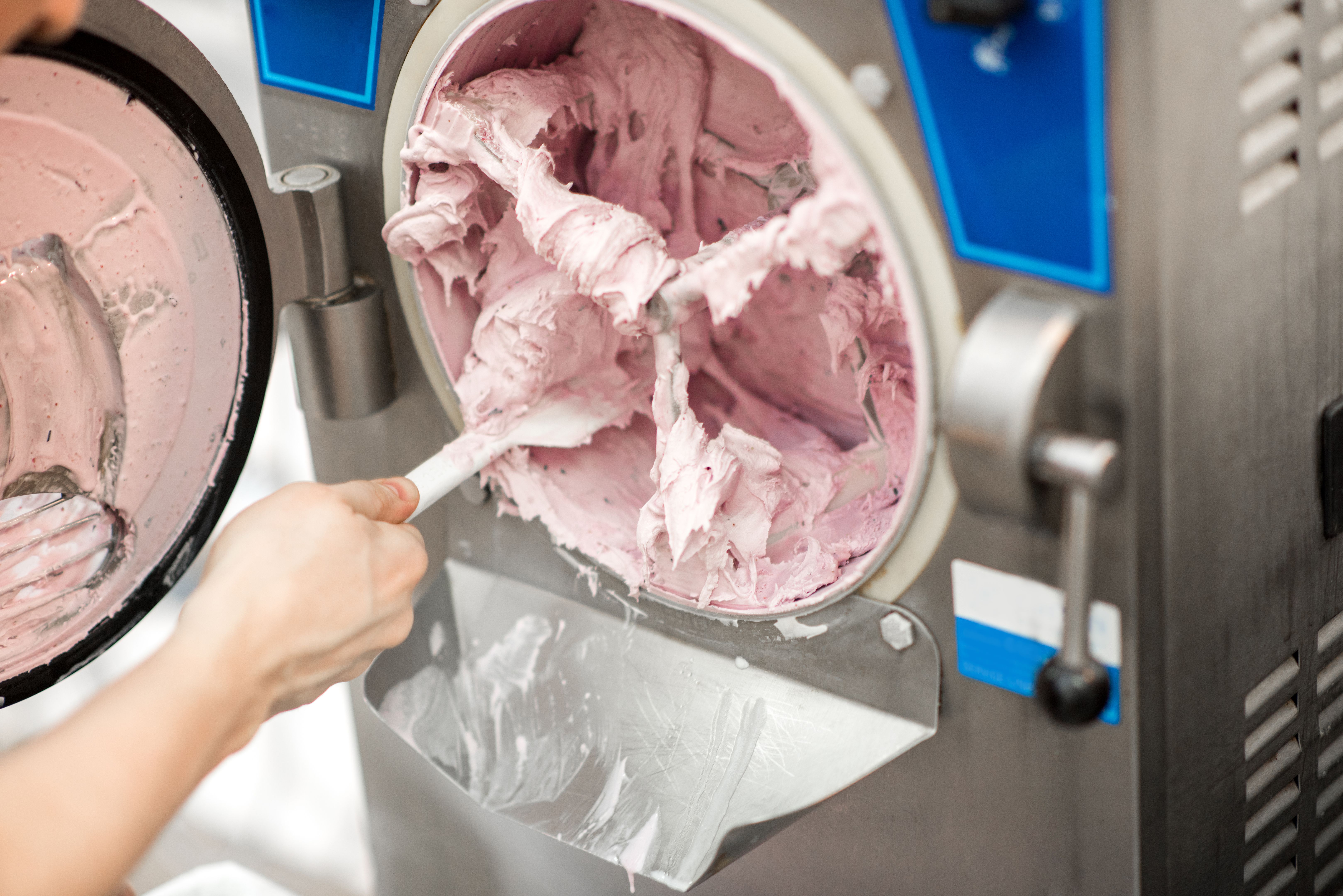 ice cream machine cleaning