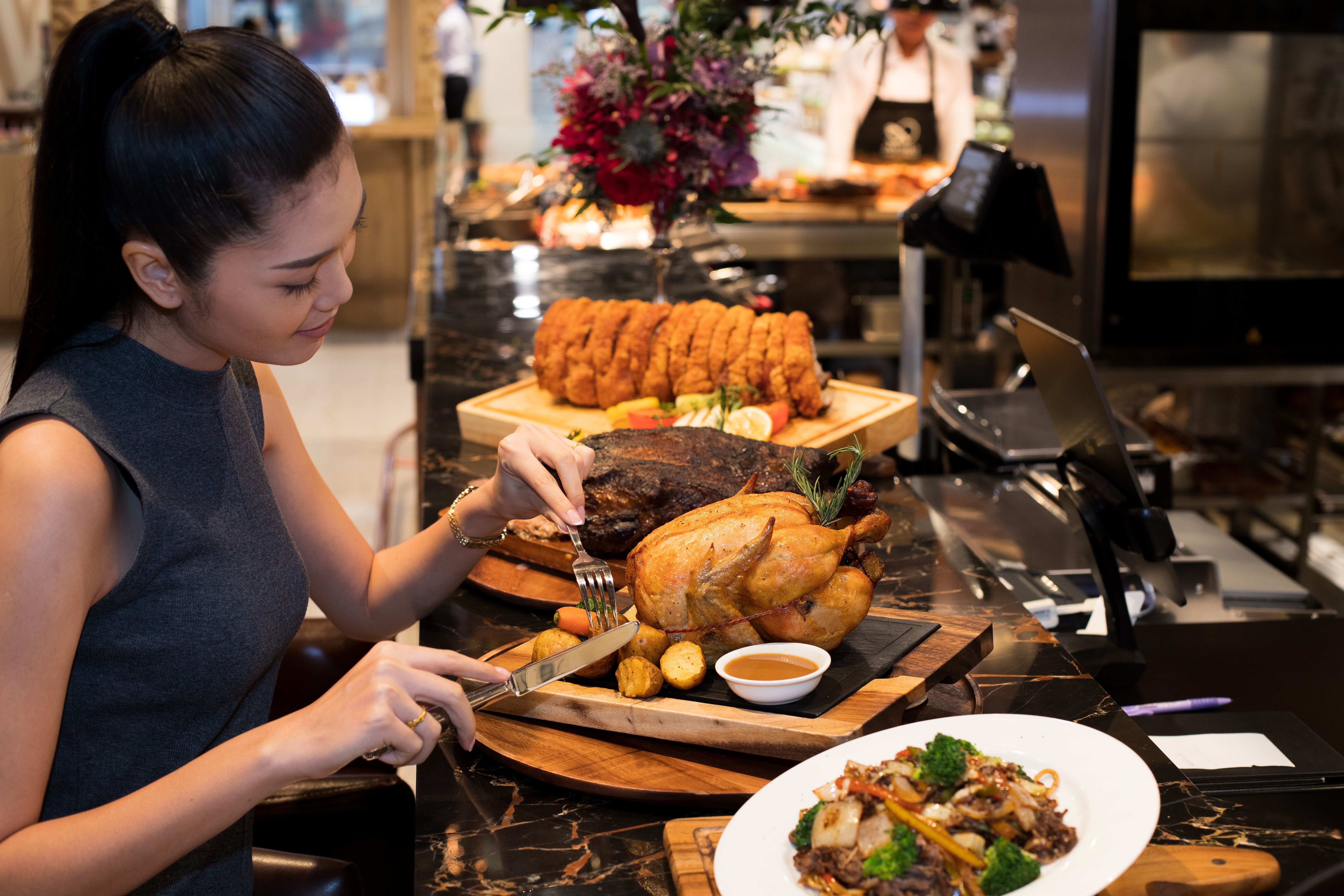 Working Asian Woman Black hair having Lunch Dinner Working Asian Woman Black hair having Lunch Dinner