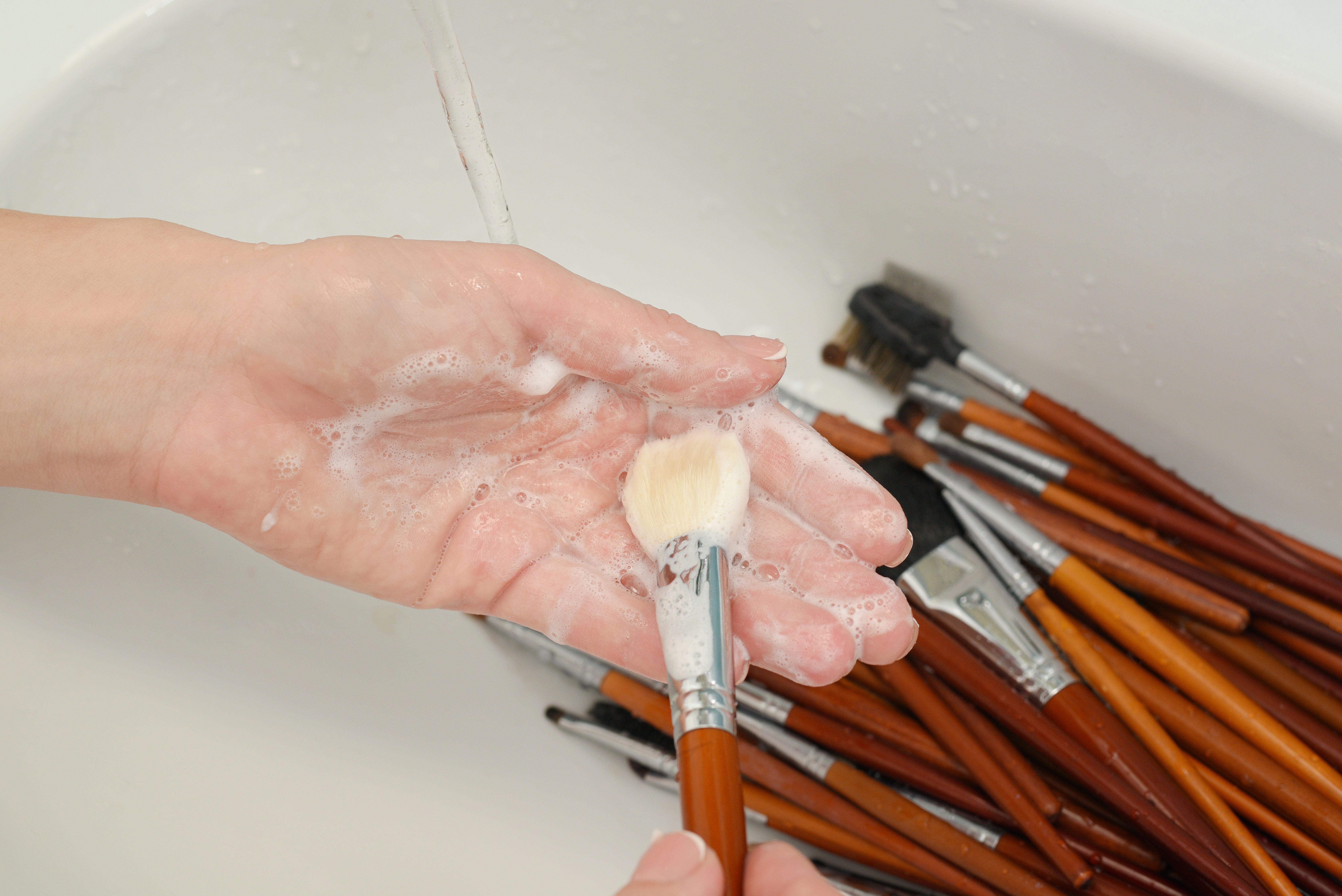 cleaning makeup brushes