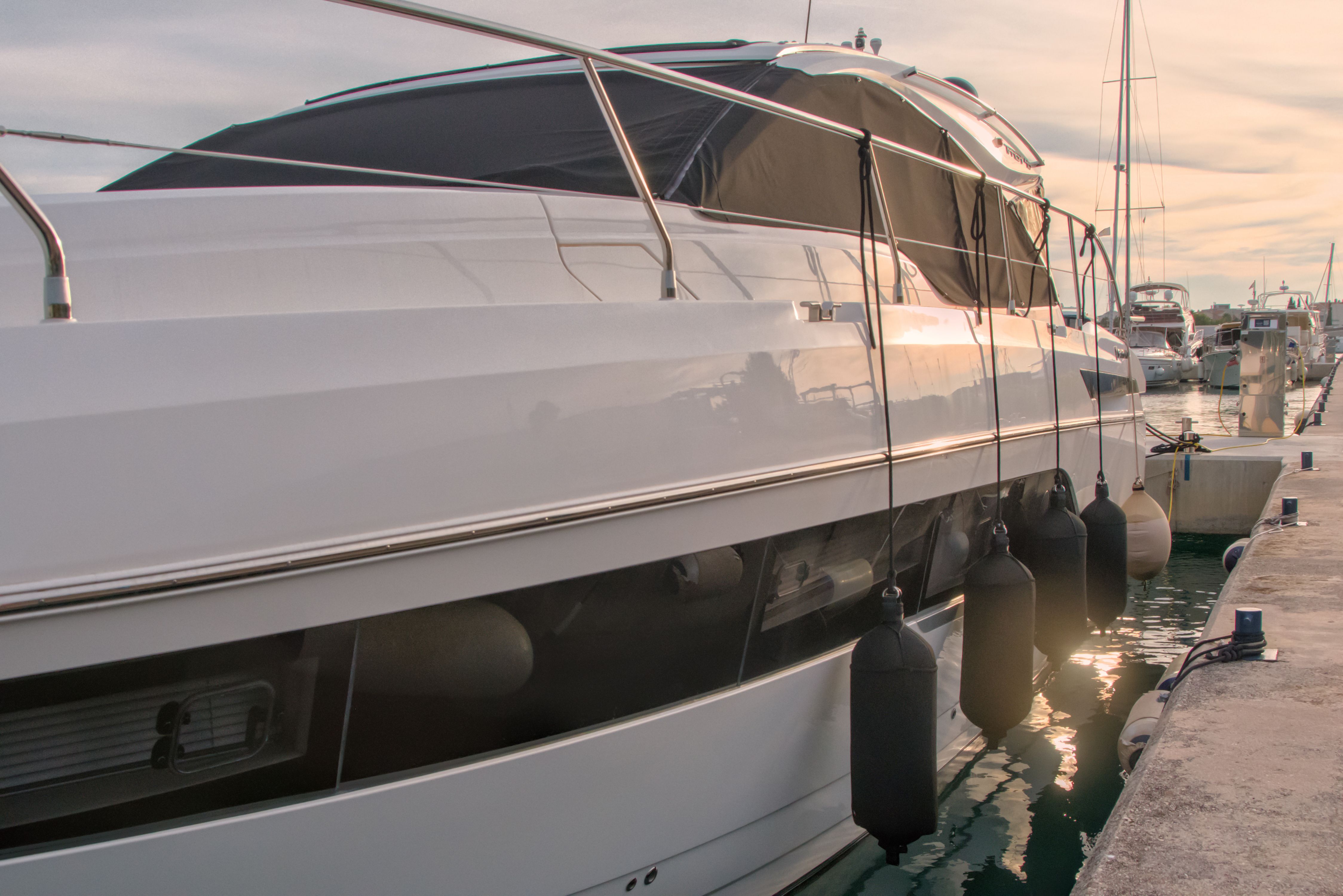 professional yacht detailing
