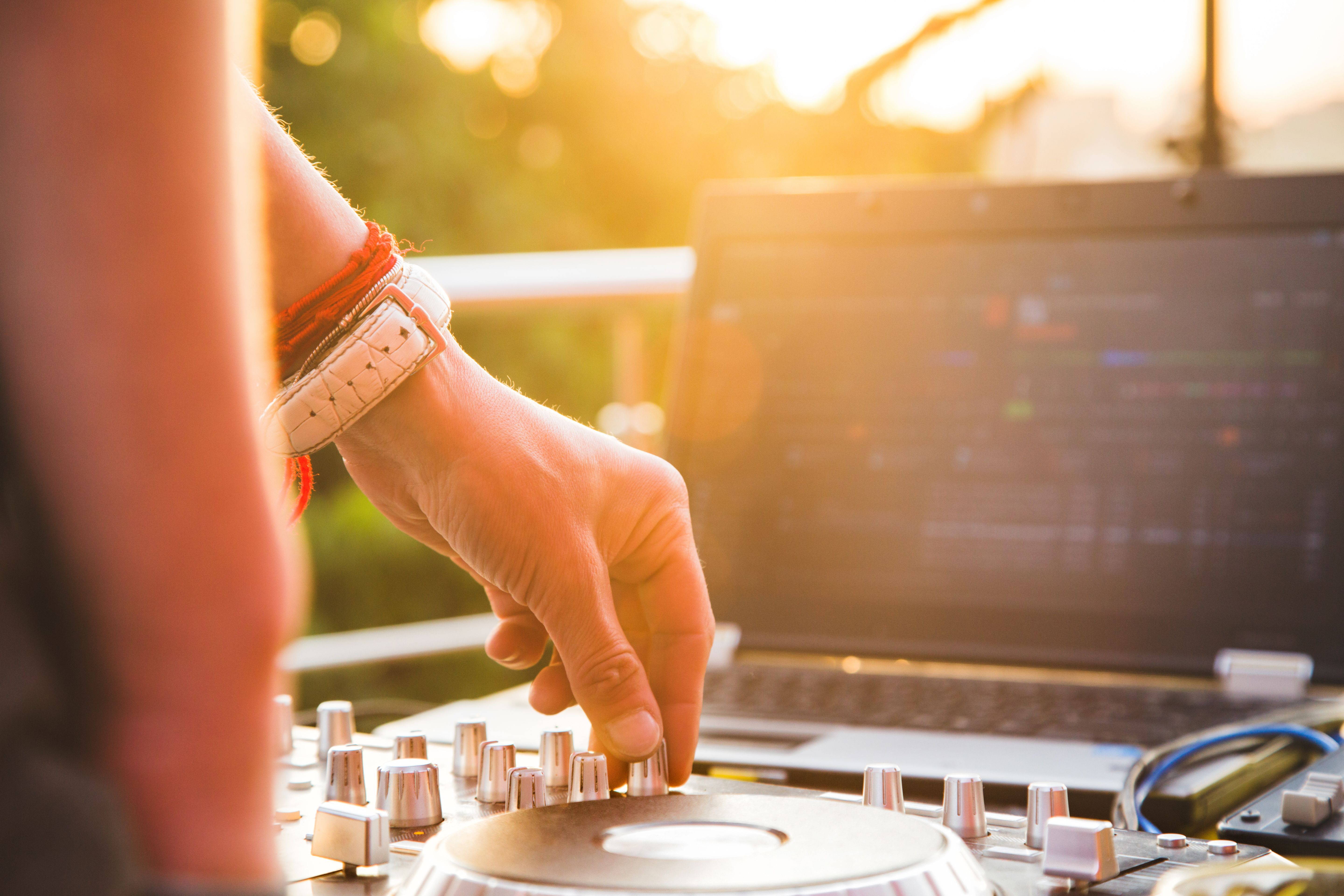 outdoor dj event