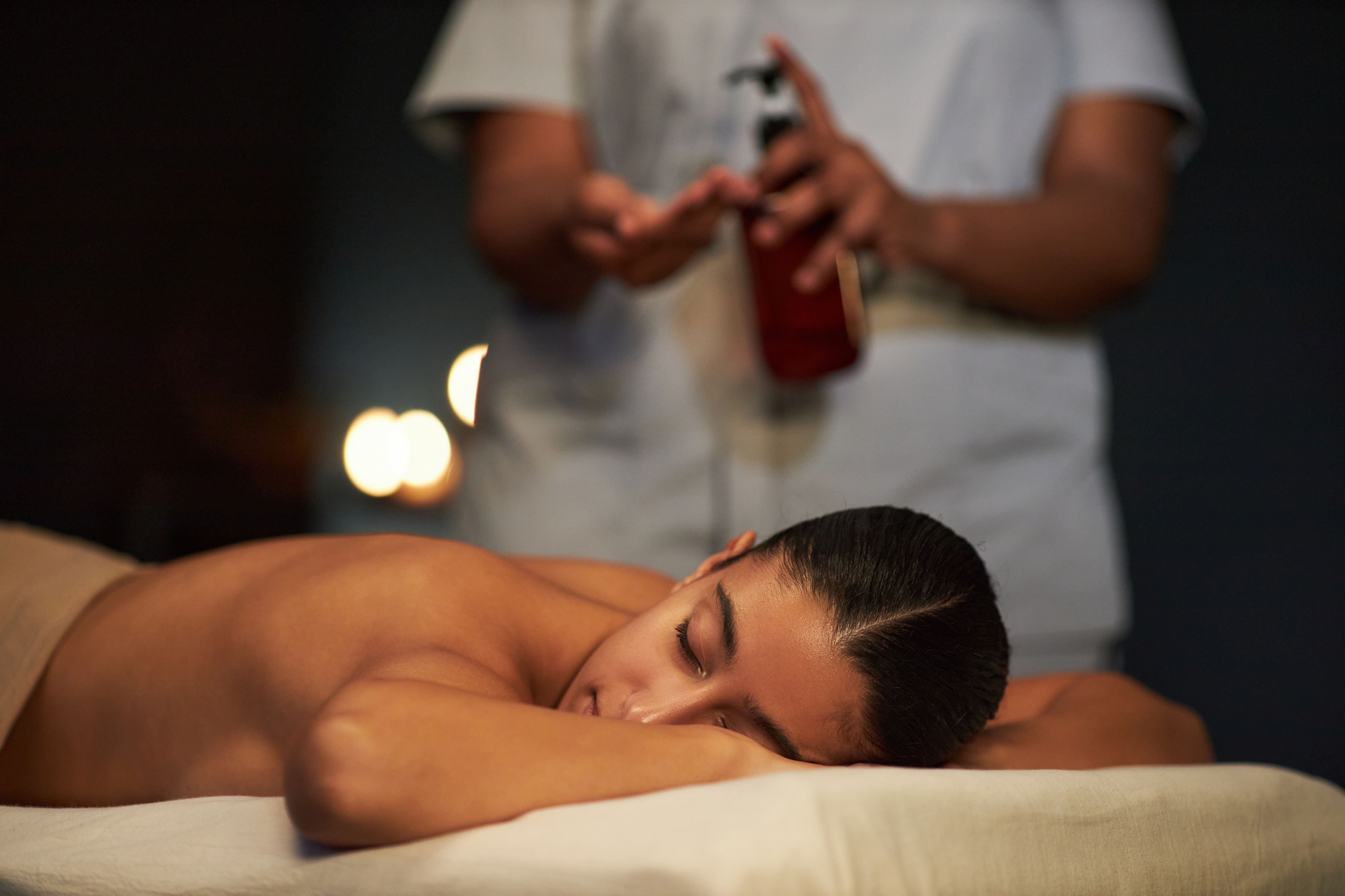 relaxing oil massage
