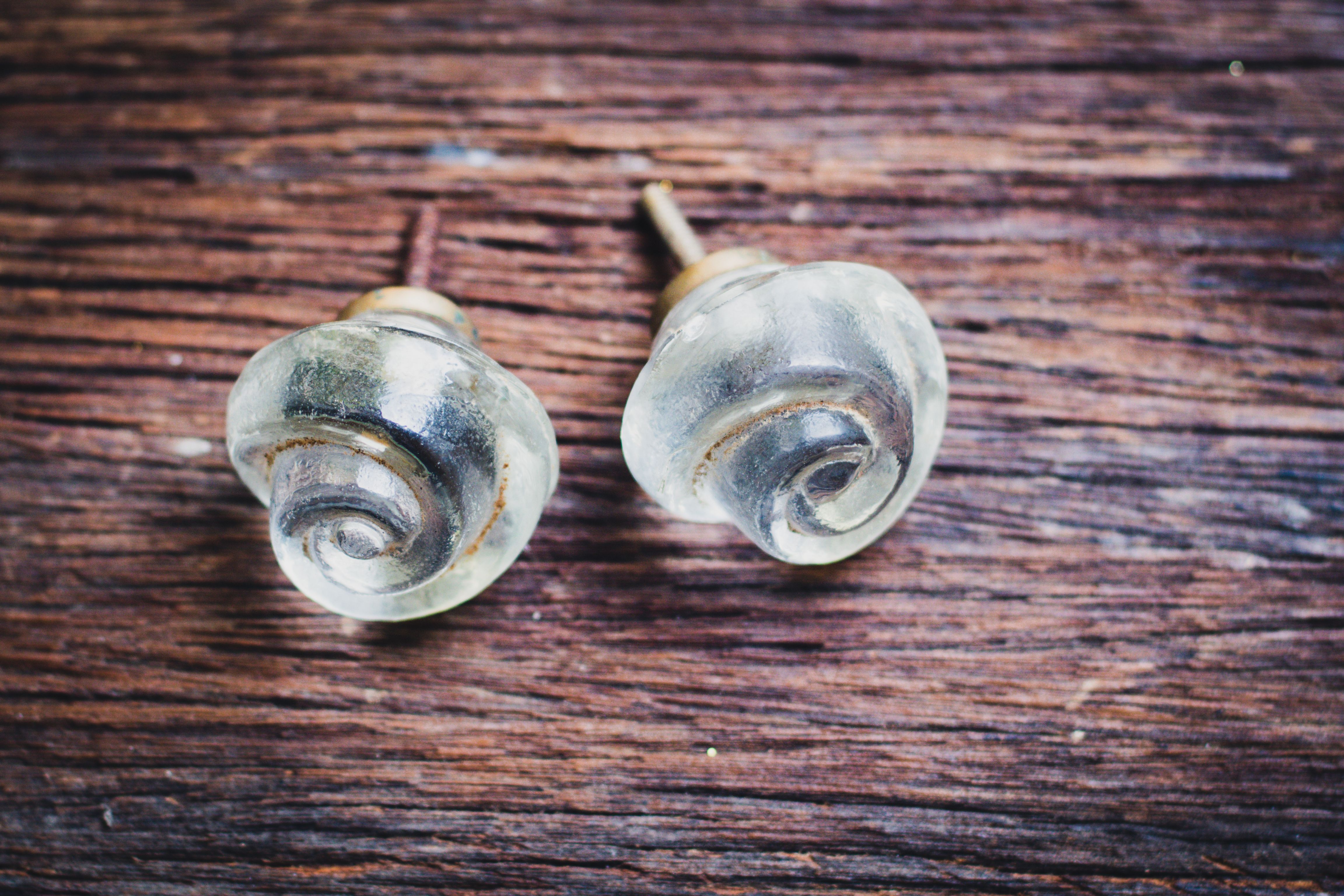 metal glass knobs