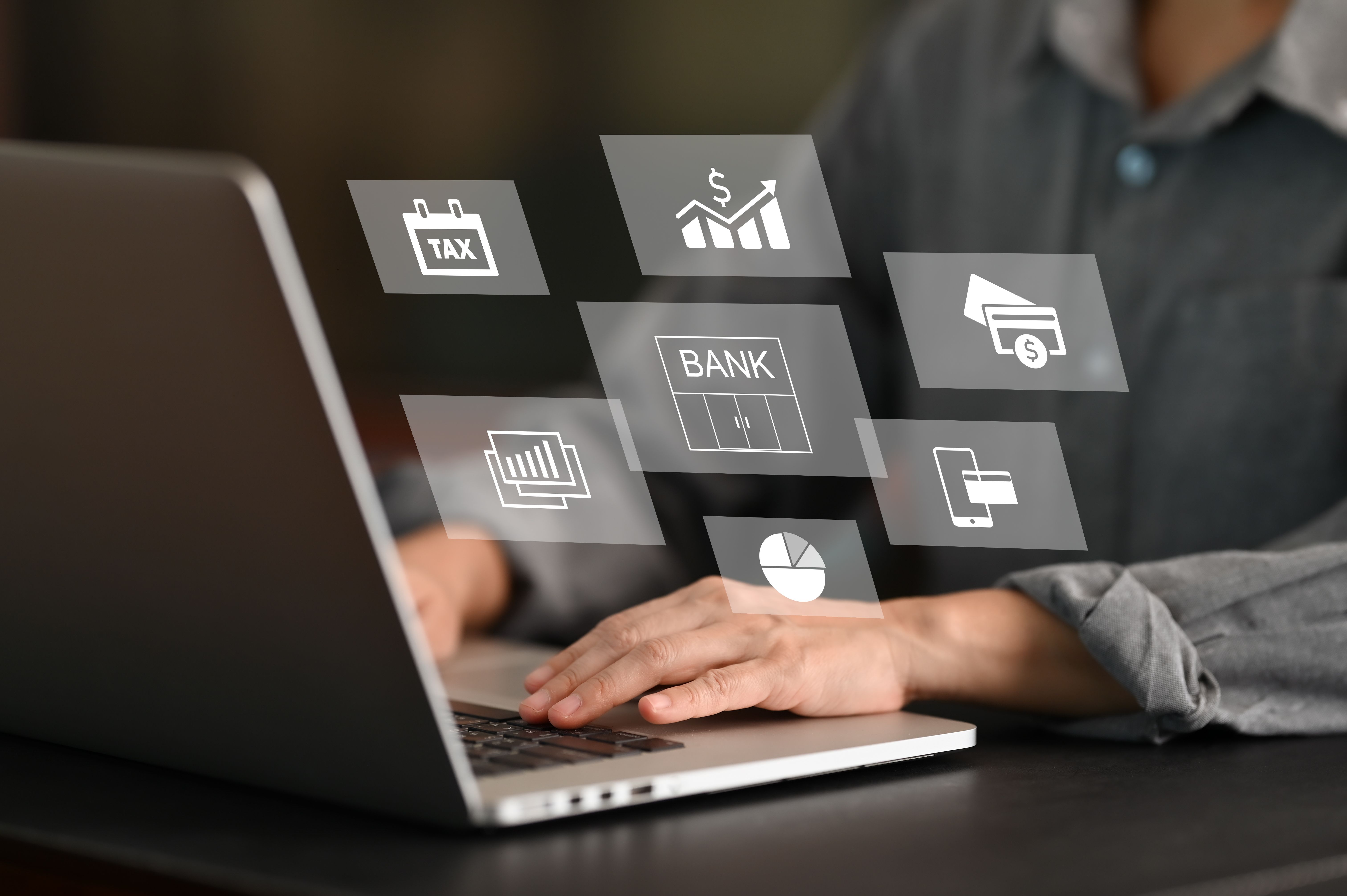 Social Banking Network The financial transaction of a cashless society. Business people use laptops with icon applications for online payment. Social Banking Network The financial transaction of a cashless society. Business people use laptops with icon applications for online payment.