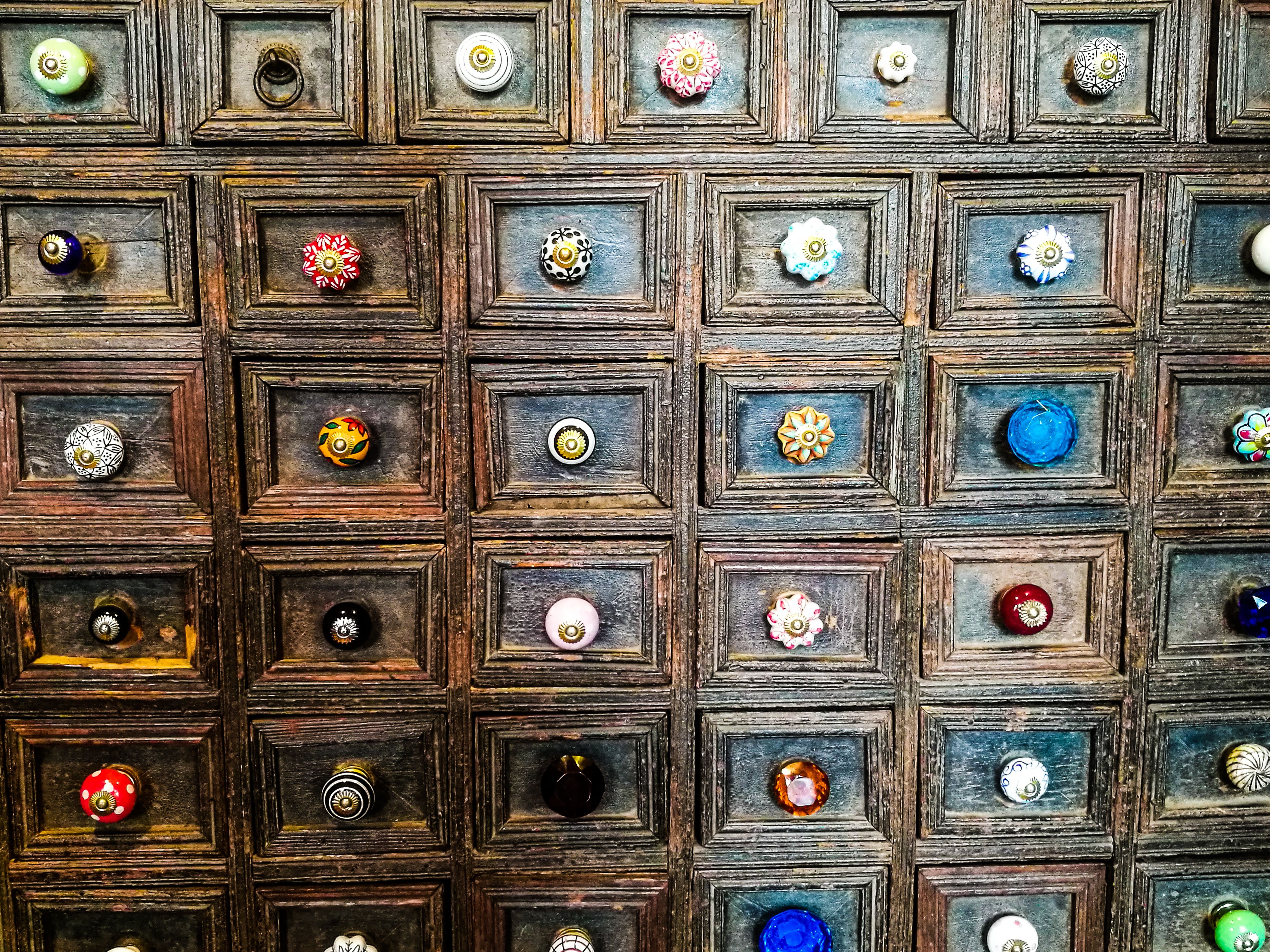 unique cabinet knobs