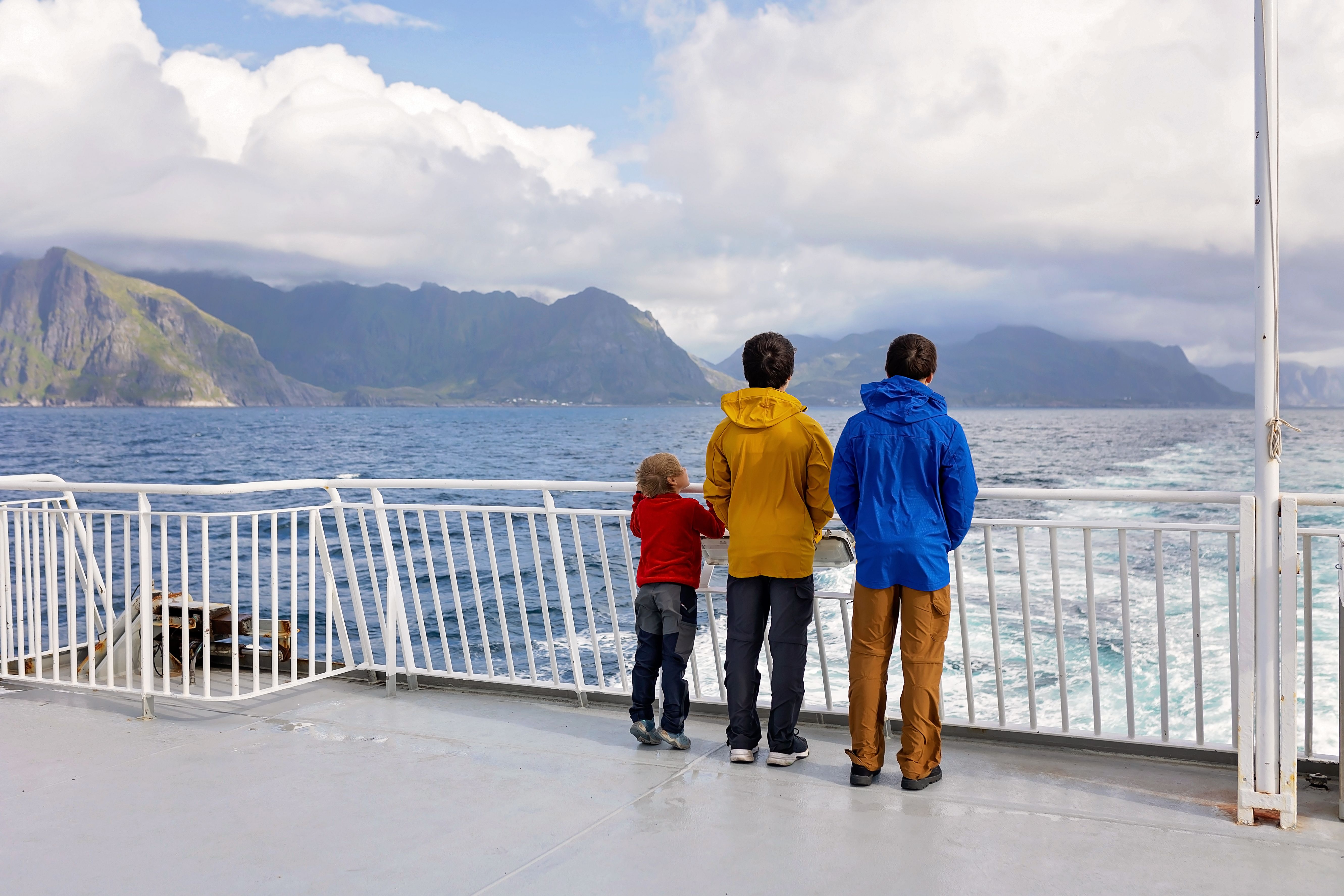 family cruise activities