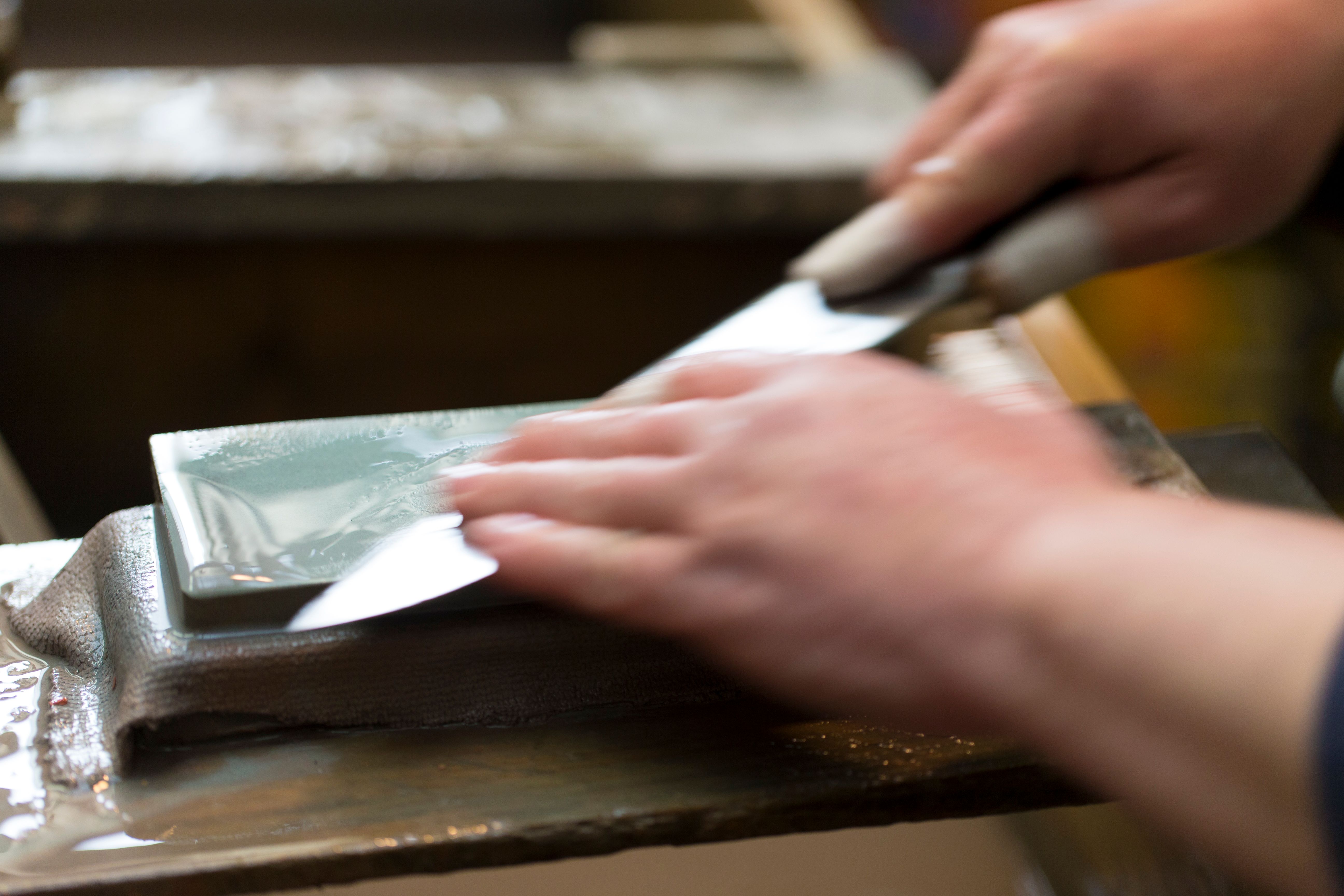whetstone sharpening