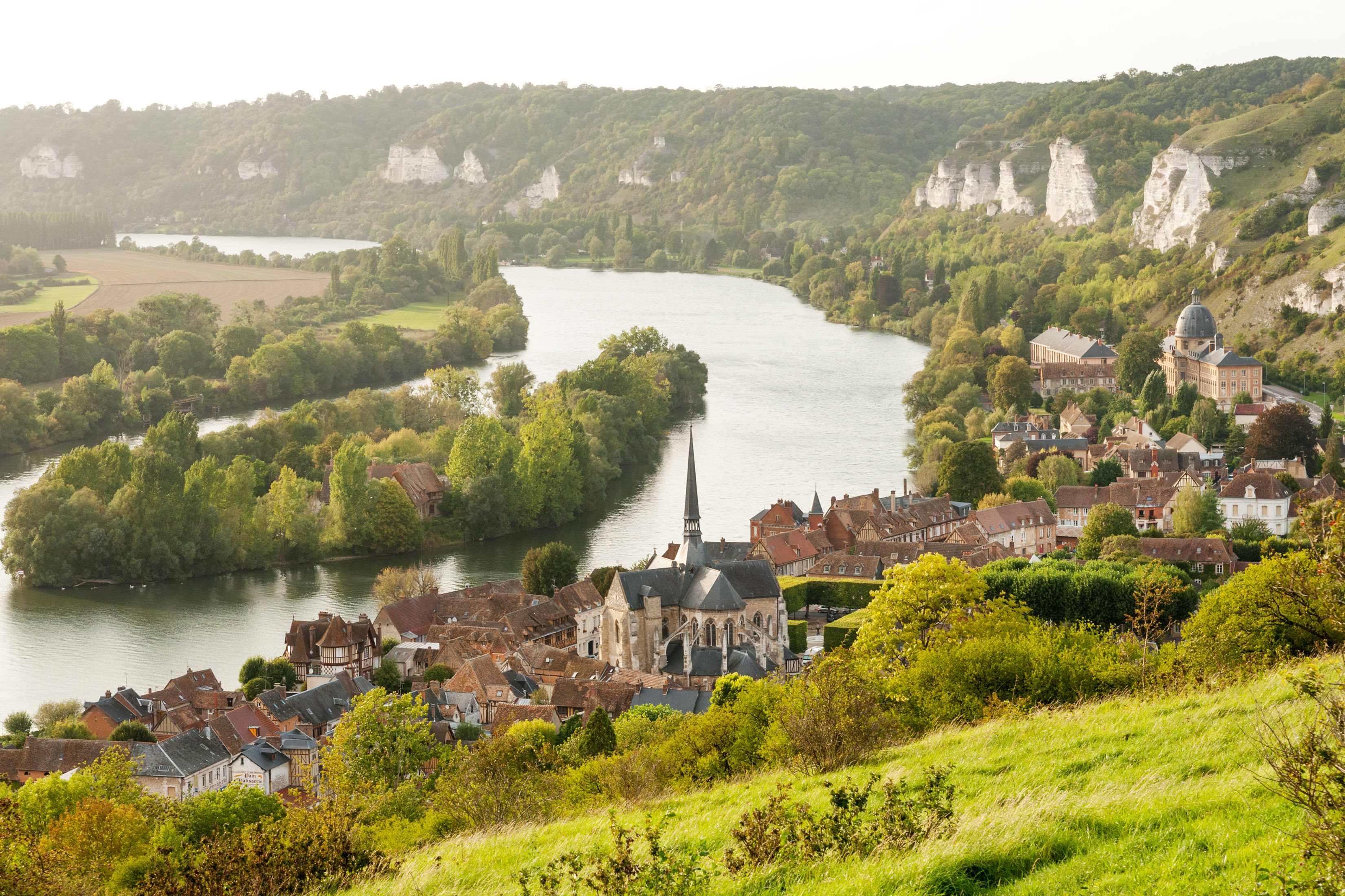 seine river village