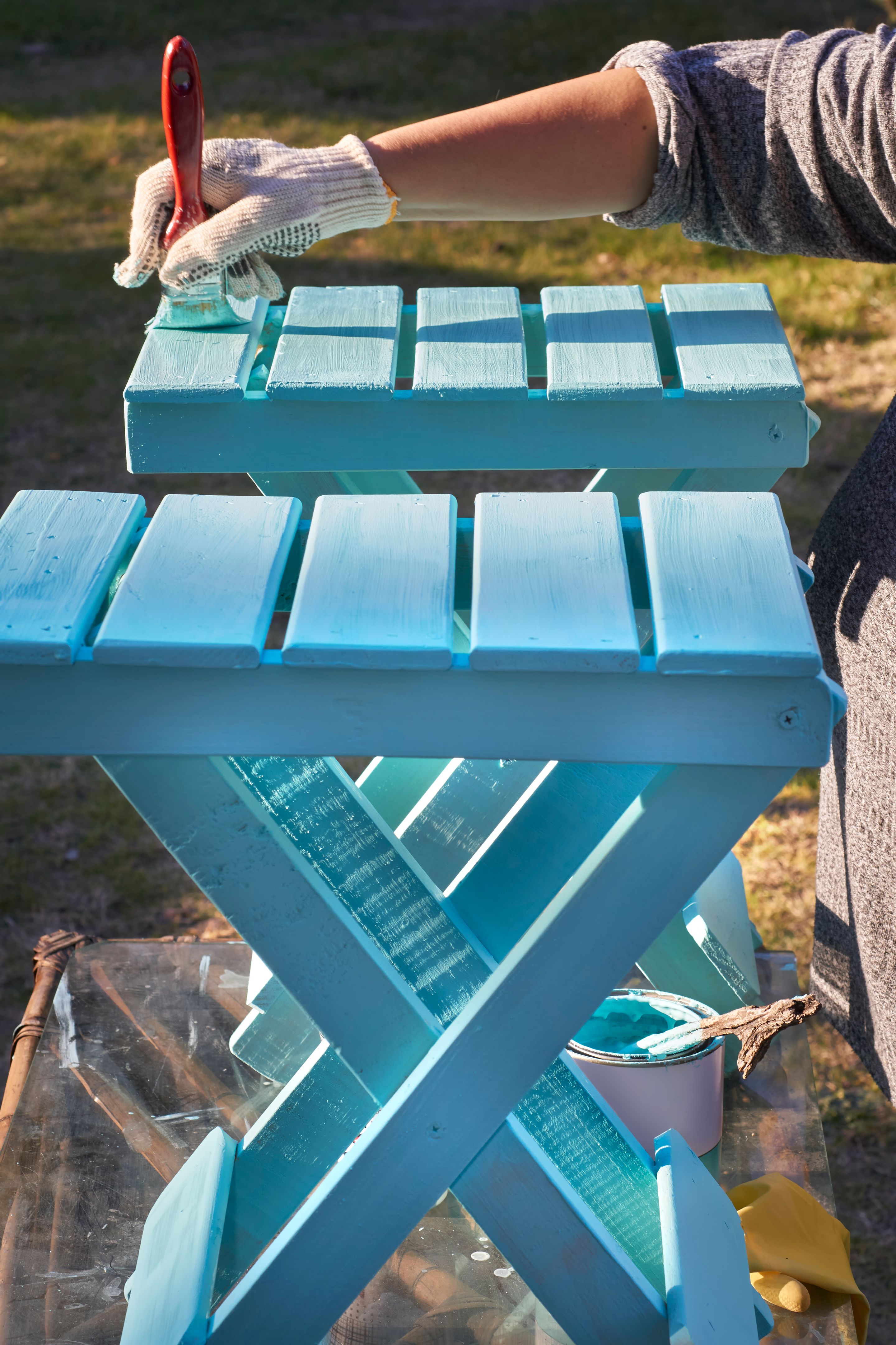 wood furniture varnish